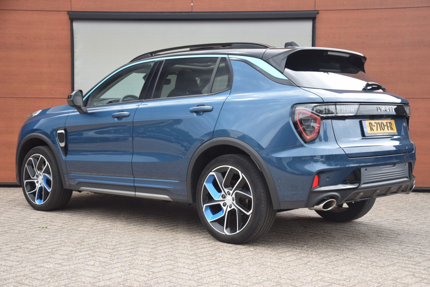 Foto van Lynk&co LYNK & Co 01