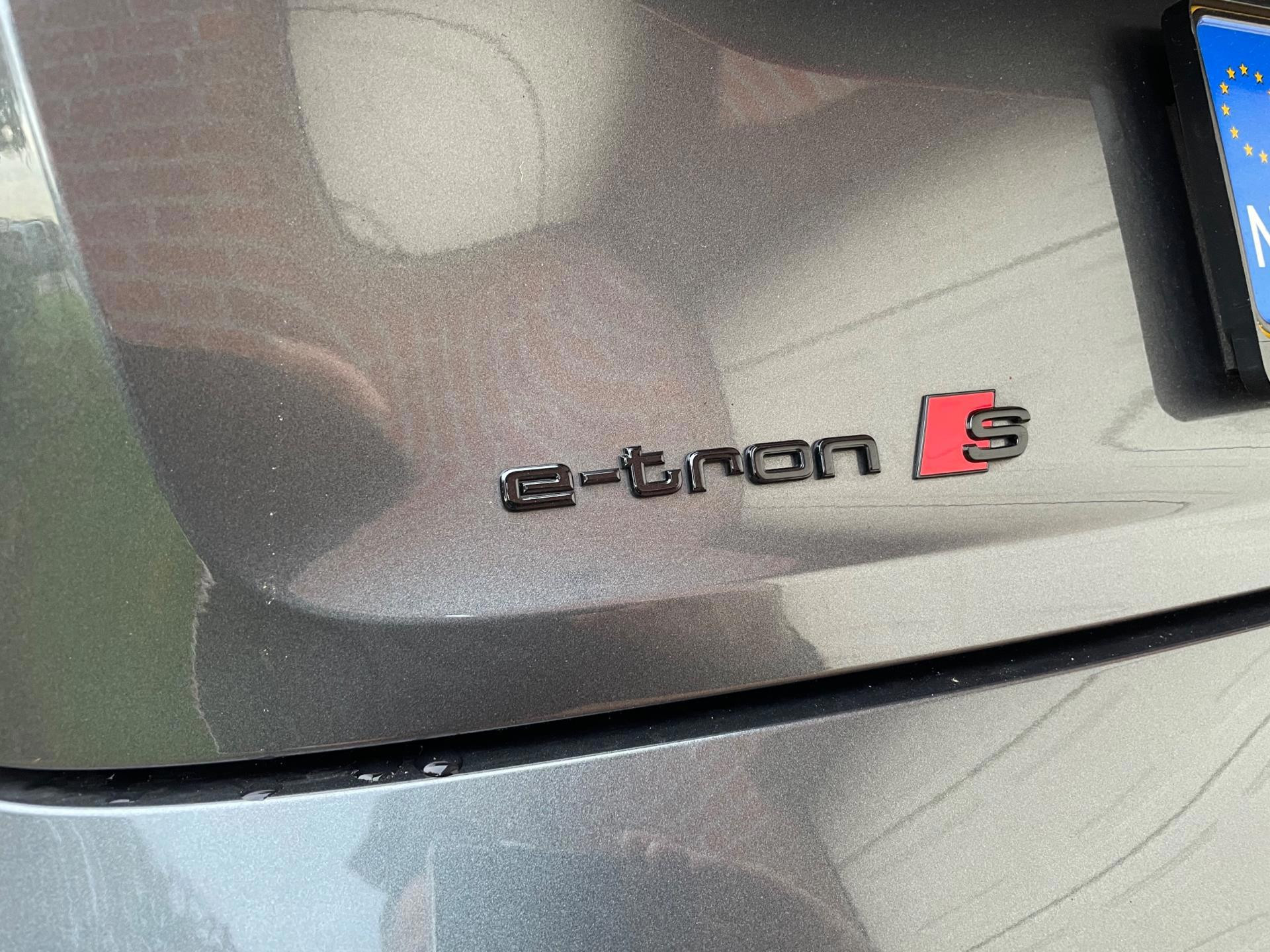 Foto van Audi E-tron S