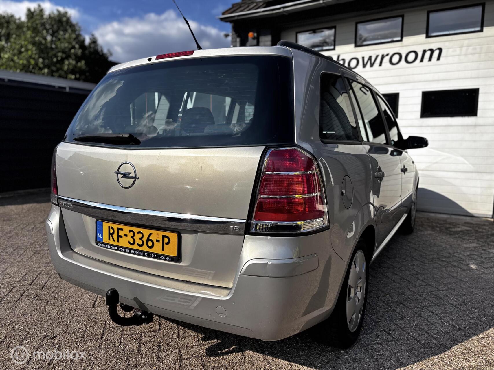 Foto van Opel Zafira