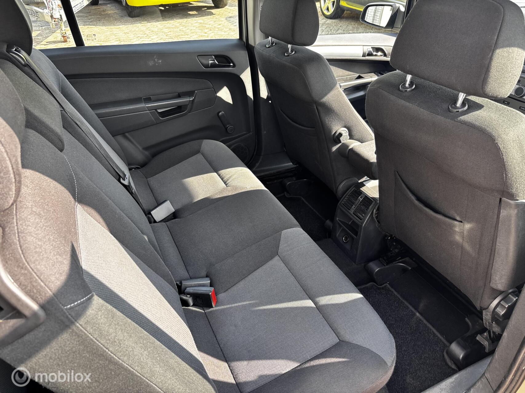 Foto van Opel Zafira