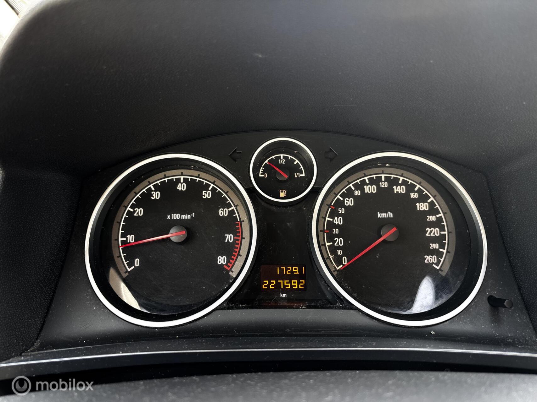 Foto van Opel Zafira