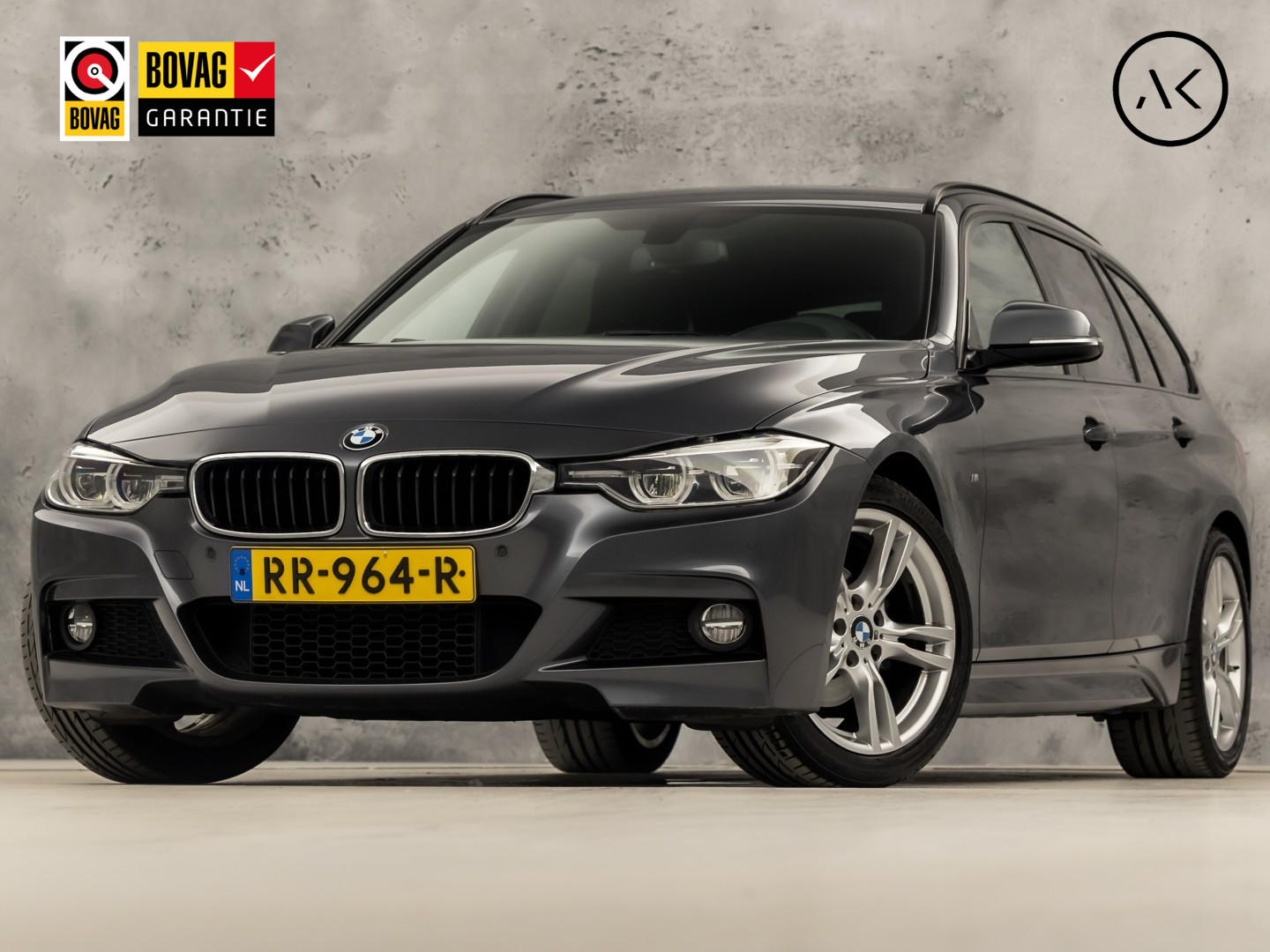 BMW 320i 320i M Sport High Executive 2018 - voorkant