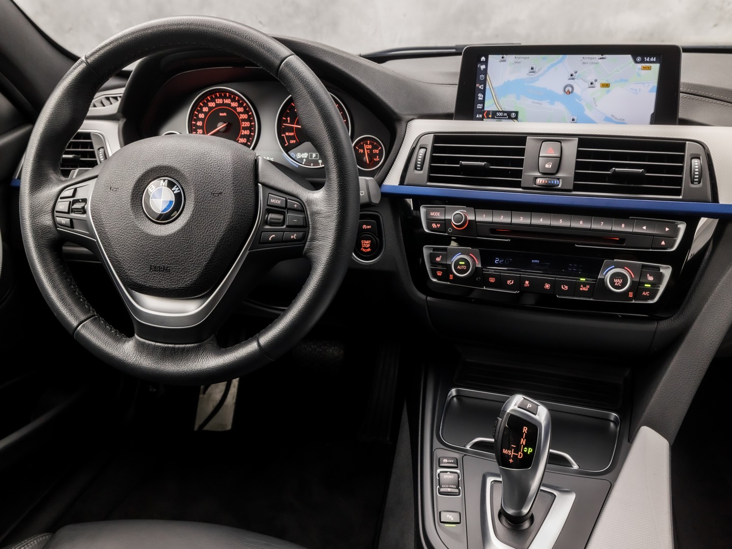 Foto van BMW 320i