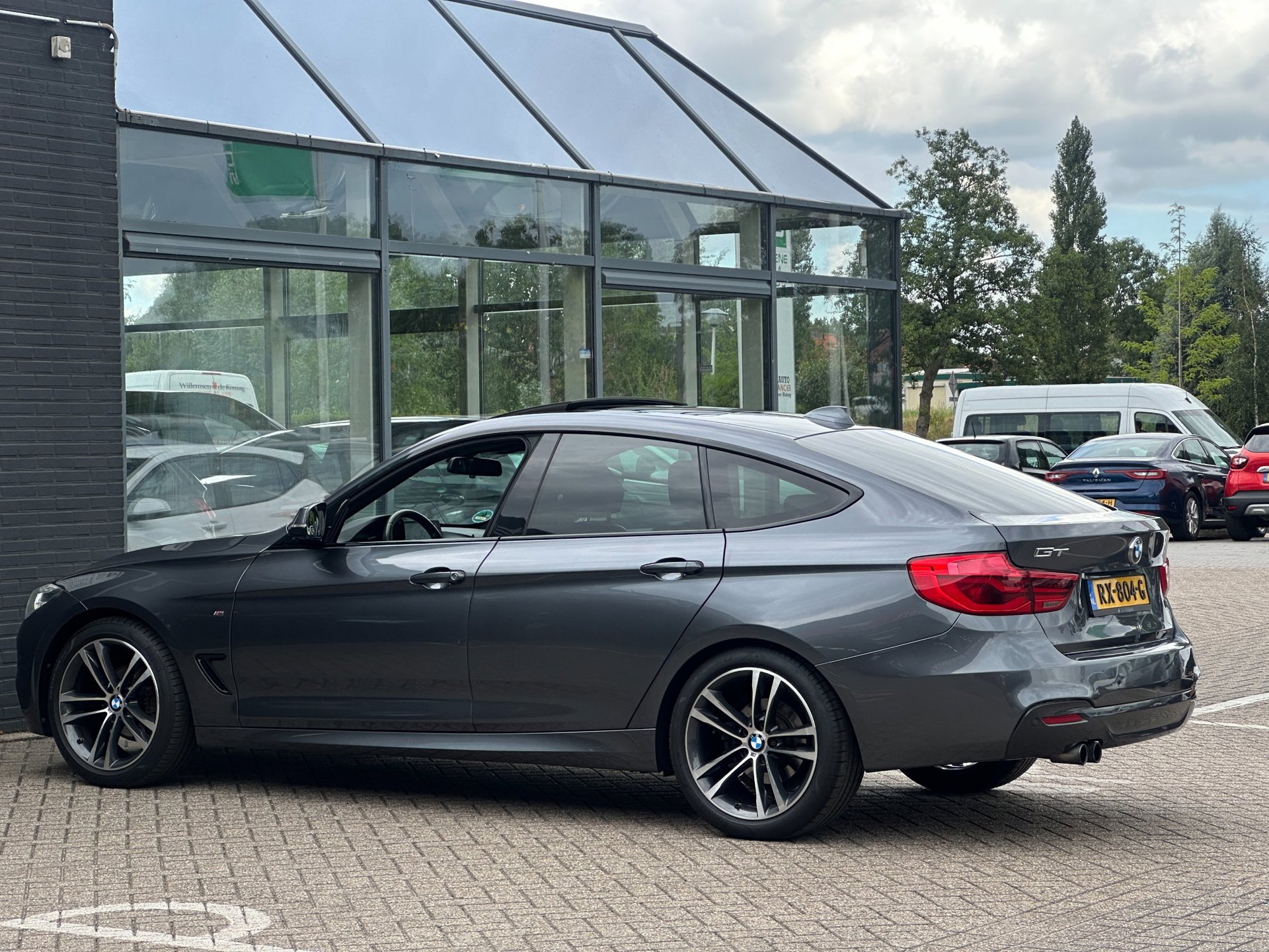 Foto van BMW 320i