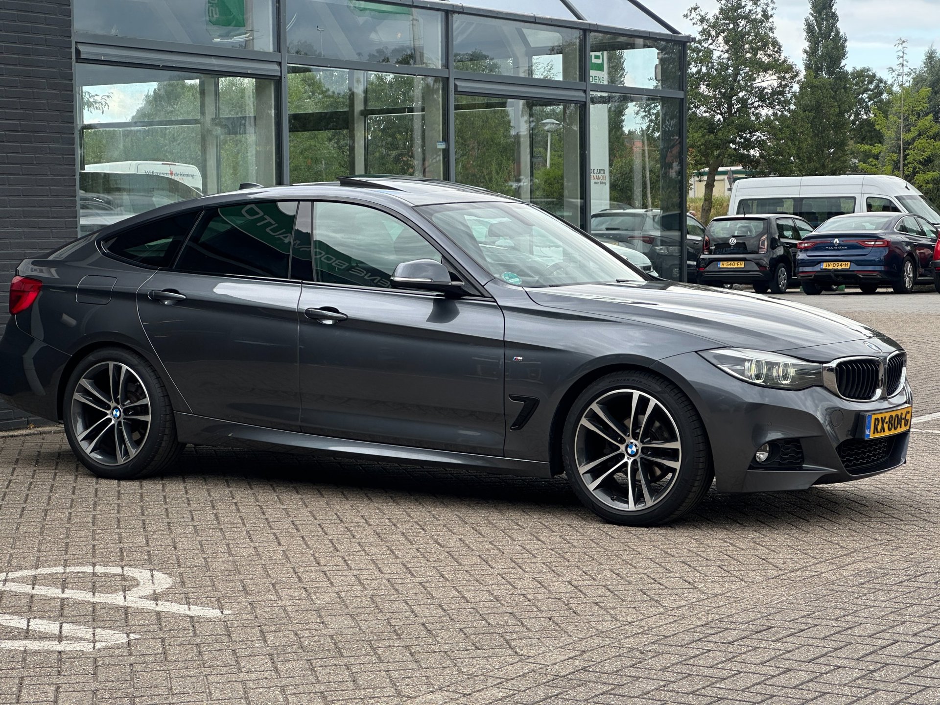 Foto van BMW 320i