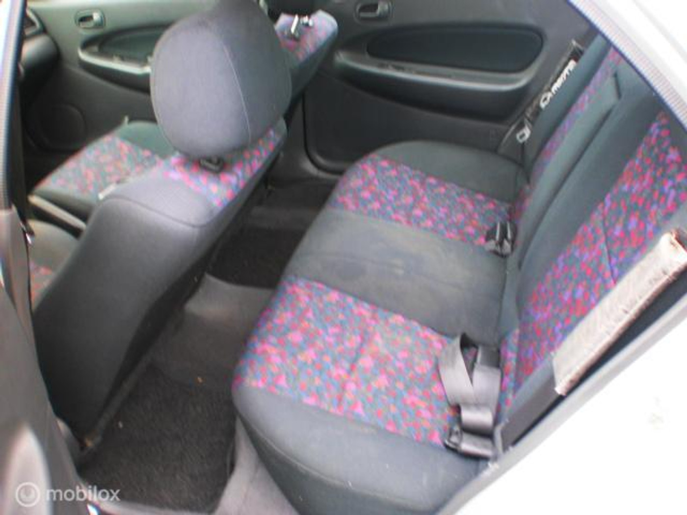 Foto van Mazda 323
