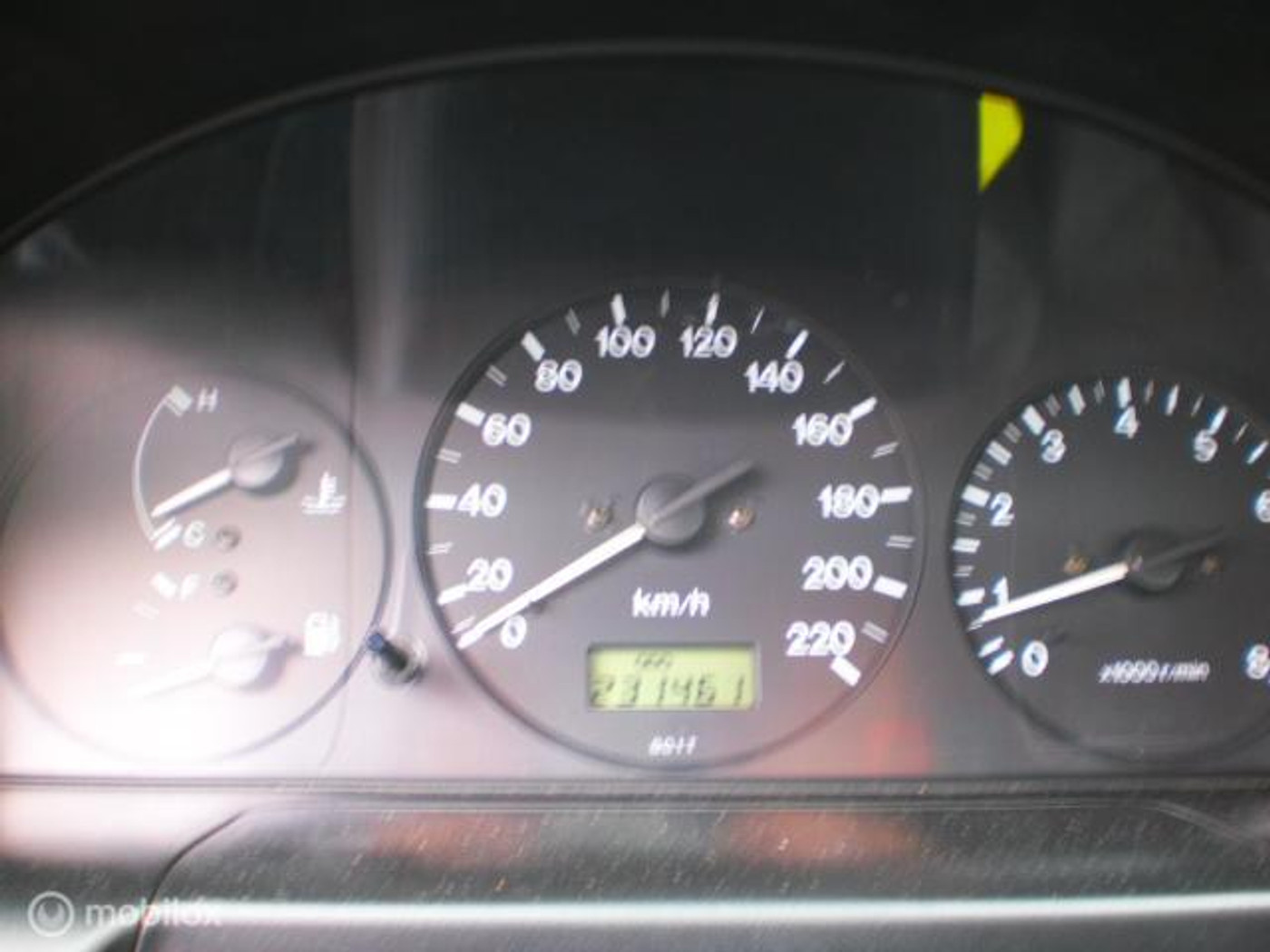 Foto van Mazda 323