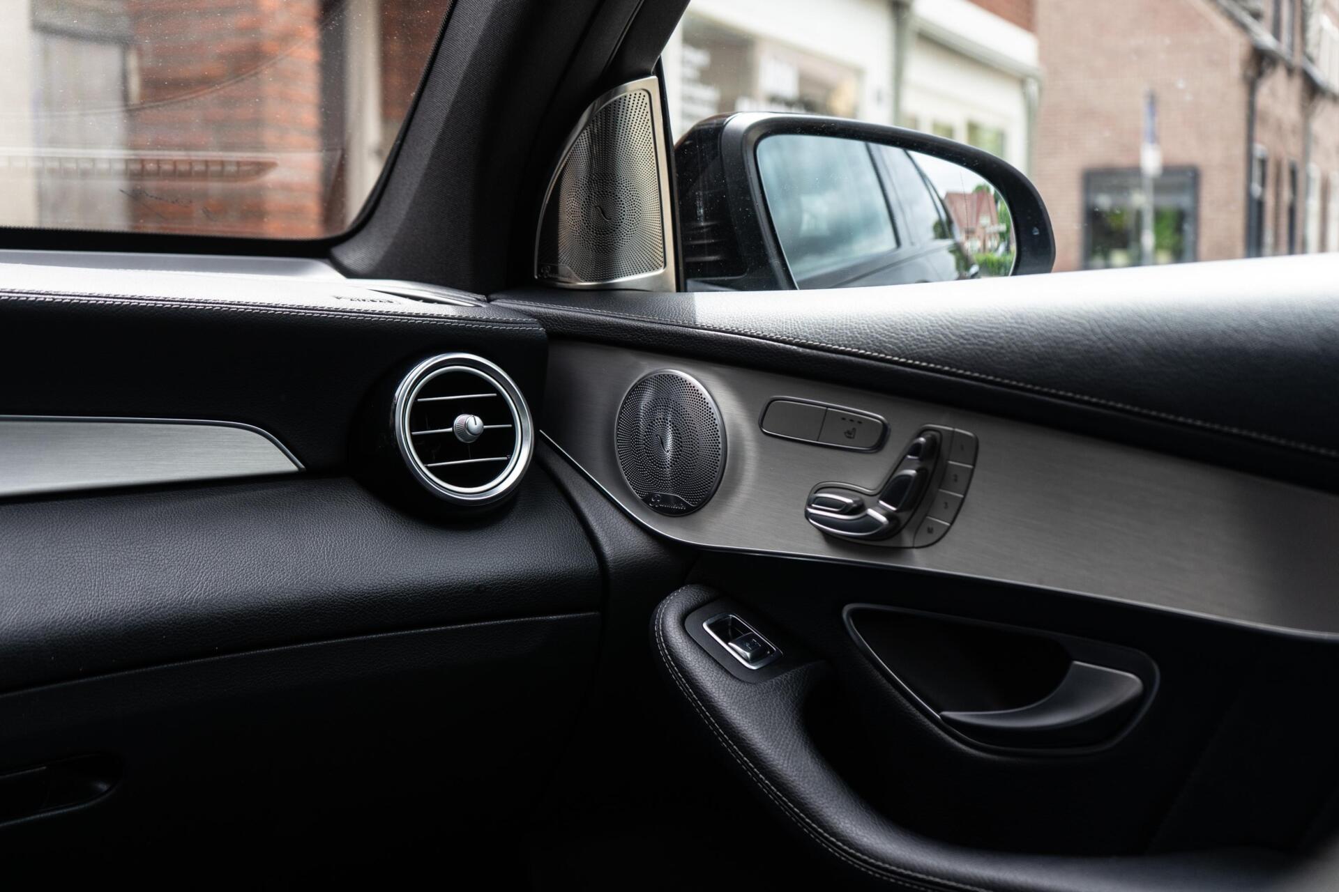 Foto van Mercedes-Benz GLC 350 E 4Matic