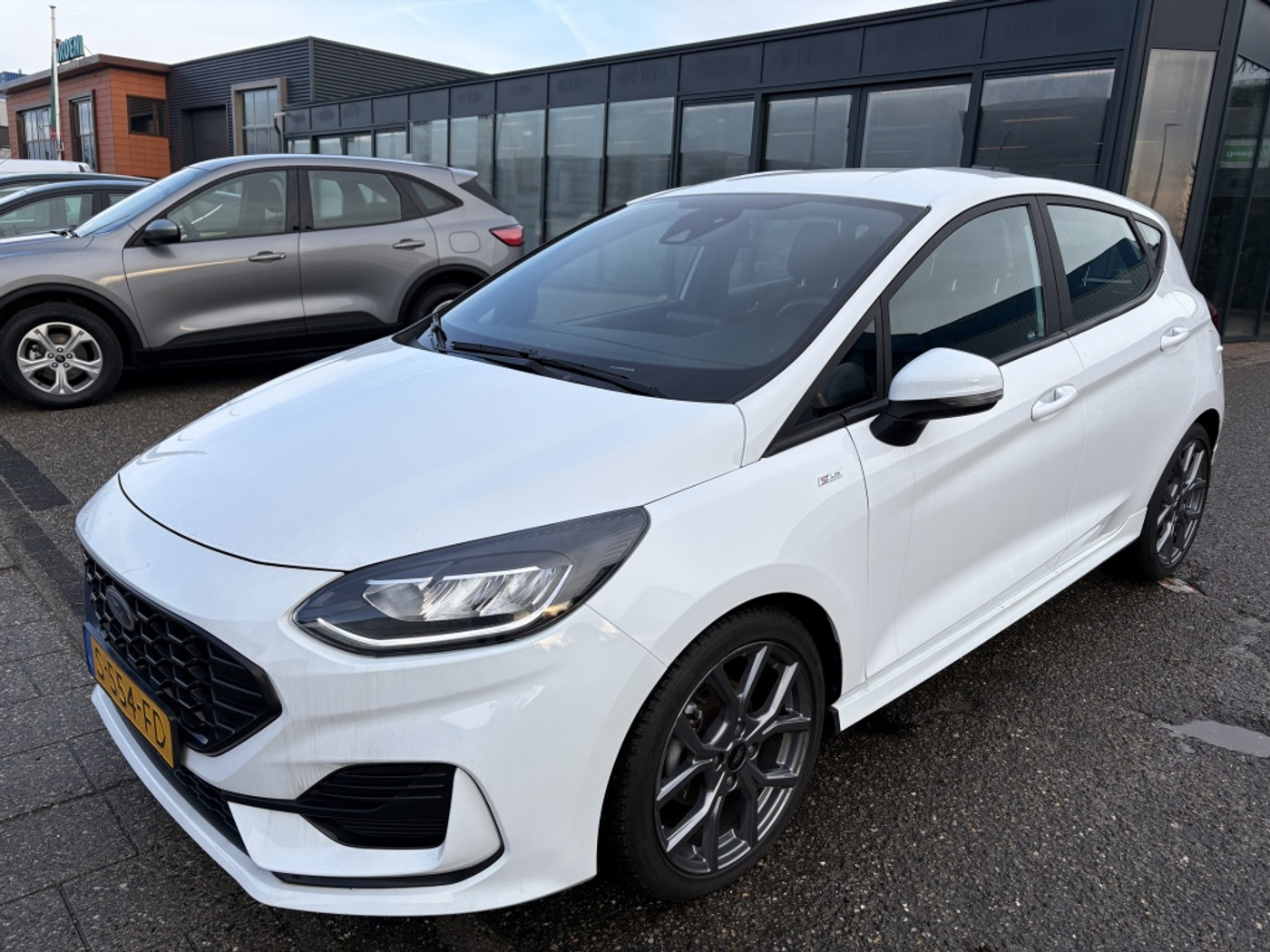 Ford Fiesta 1.0 EcoBoost Hybrid ST-Line 2023 - voorkant