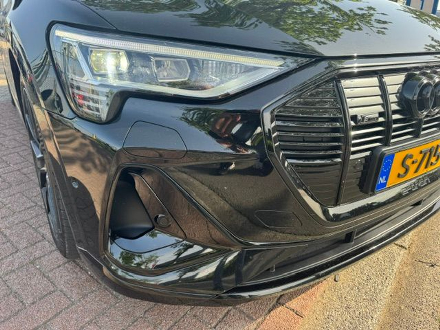 Foto van Audi E-tron 55