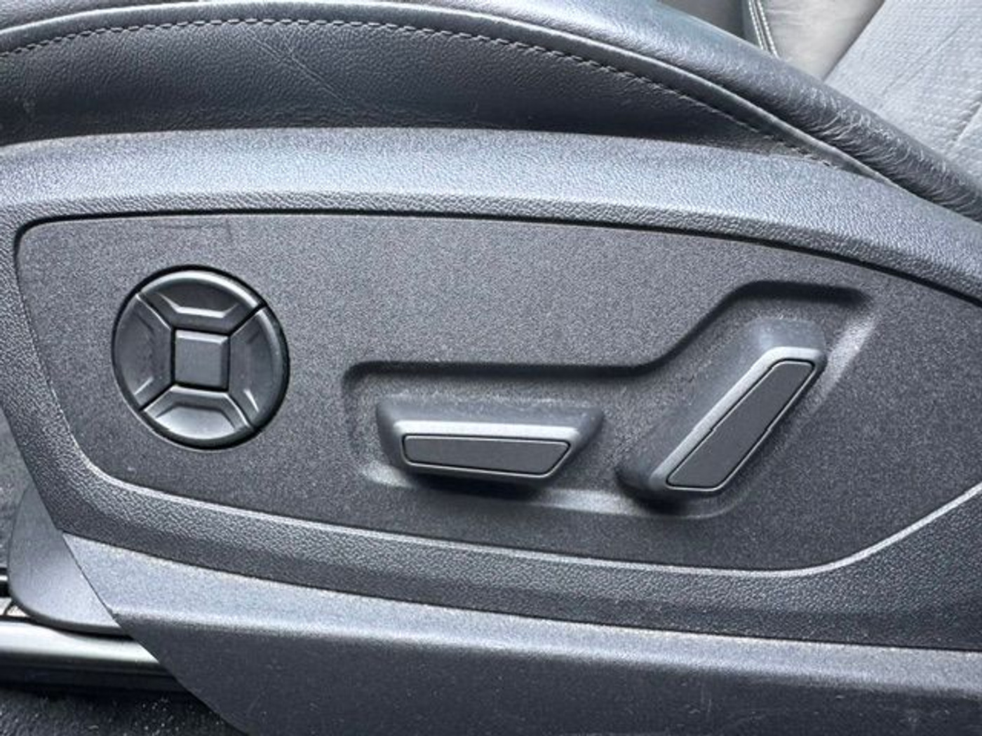 Foto van Audi E-tron 55