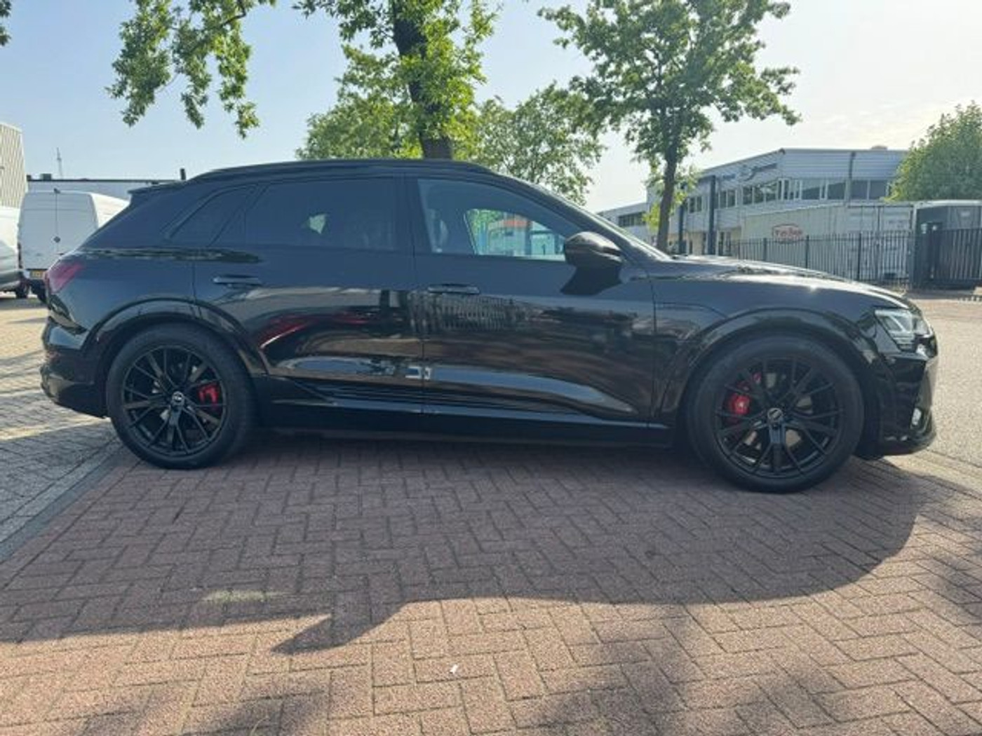 Foto van Audi E-tron 55