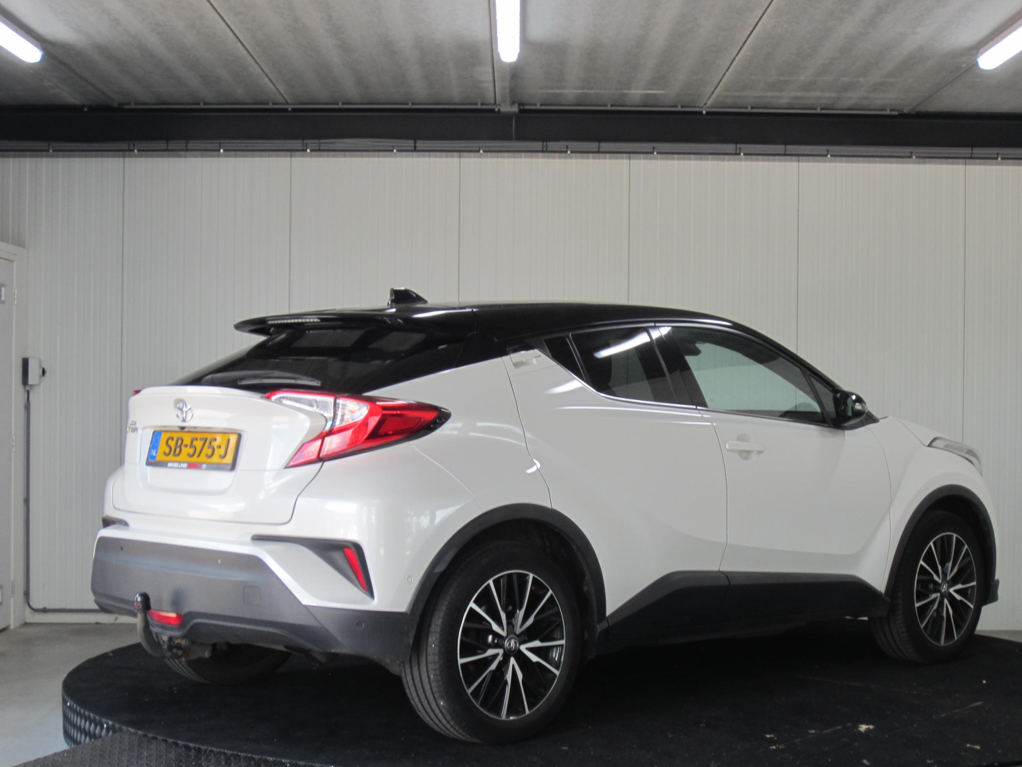 Foto van Toyota Toyota C-hr