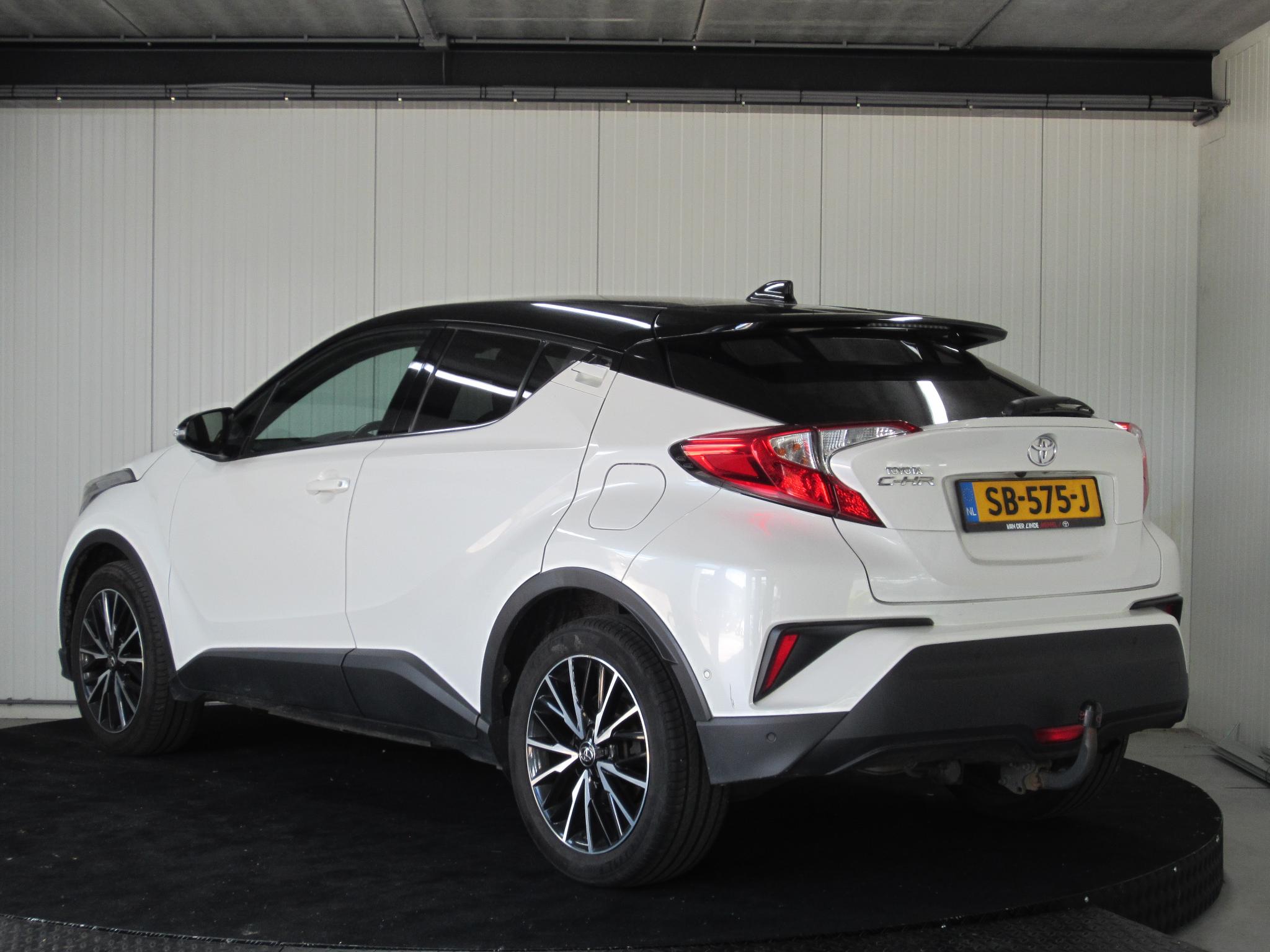 Foto van Toyota Toyota C-hr
