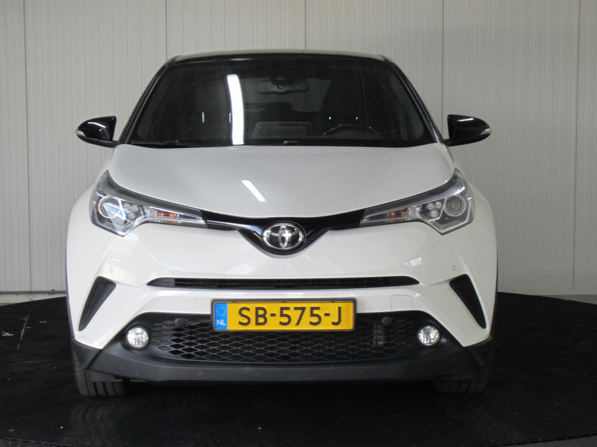 Foto van Toyota Toyota C-hr