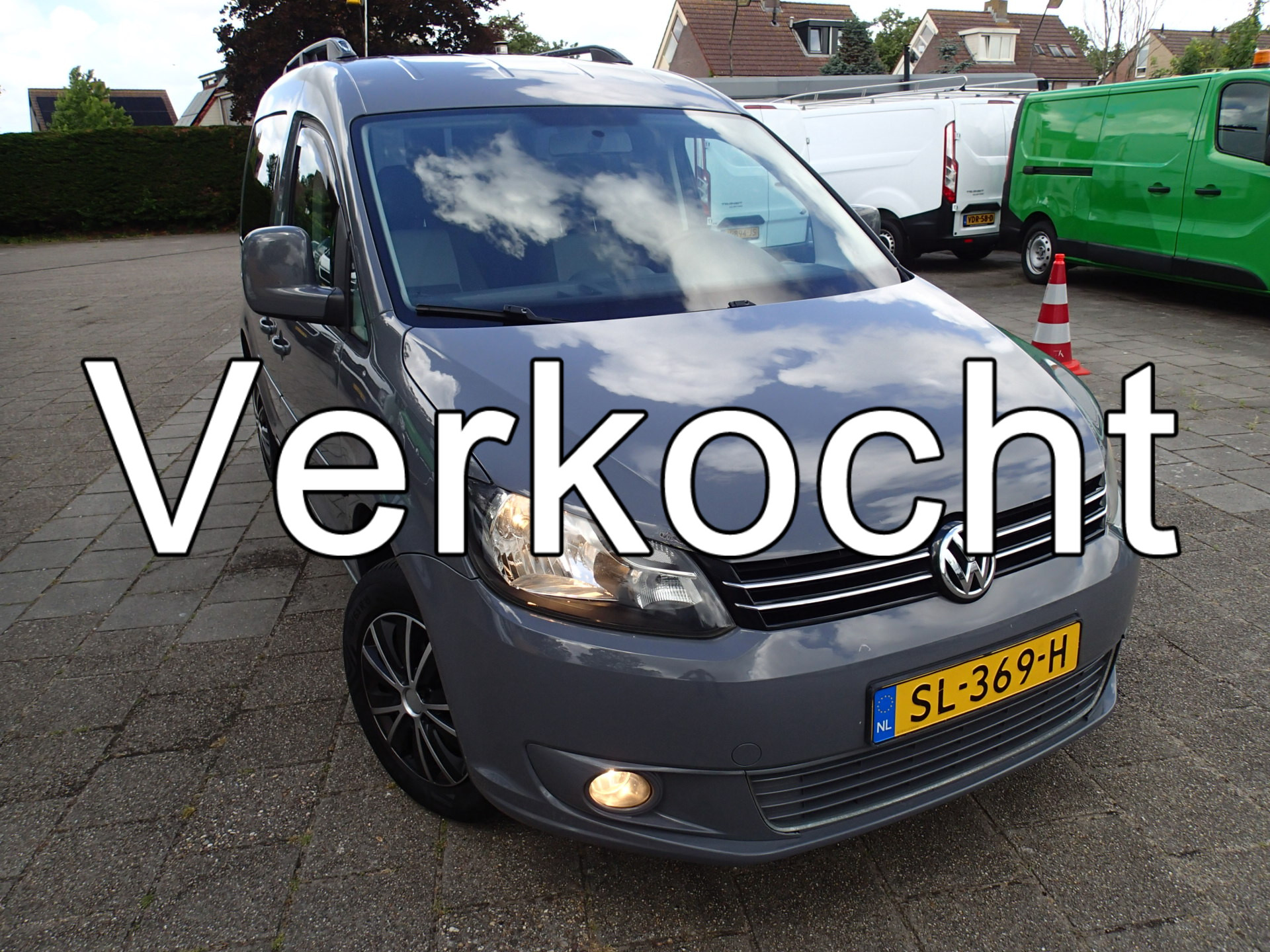 Volkswagen Caddy 1.2 TSI Easyline 2011 - voorkant