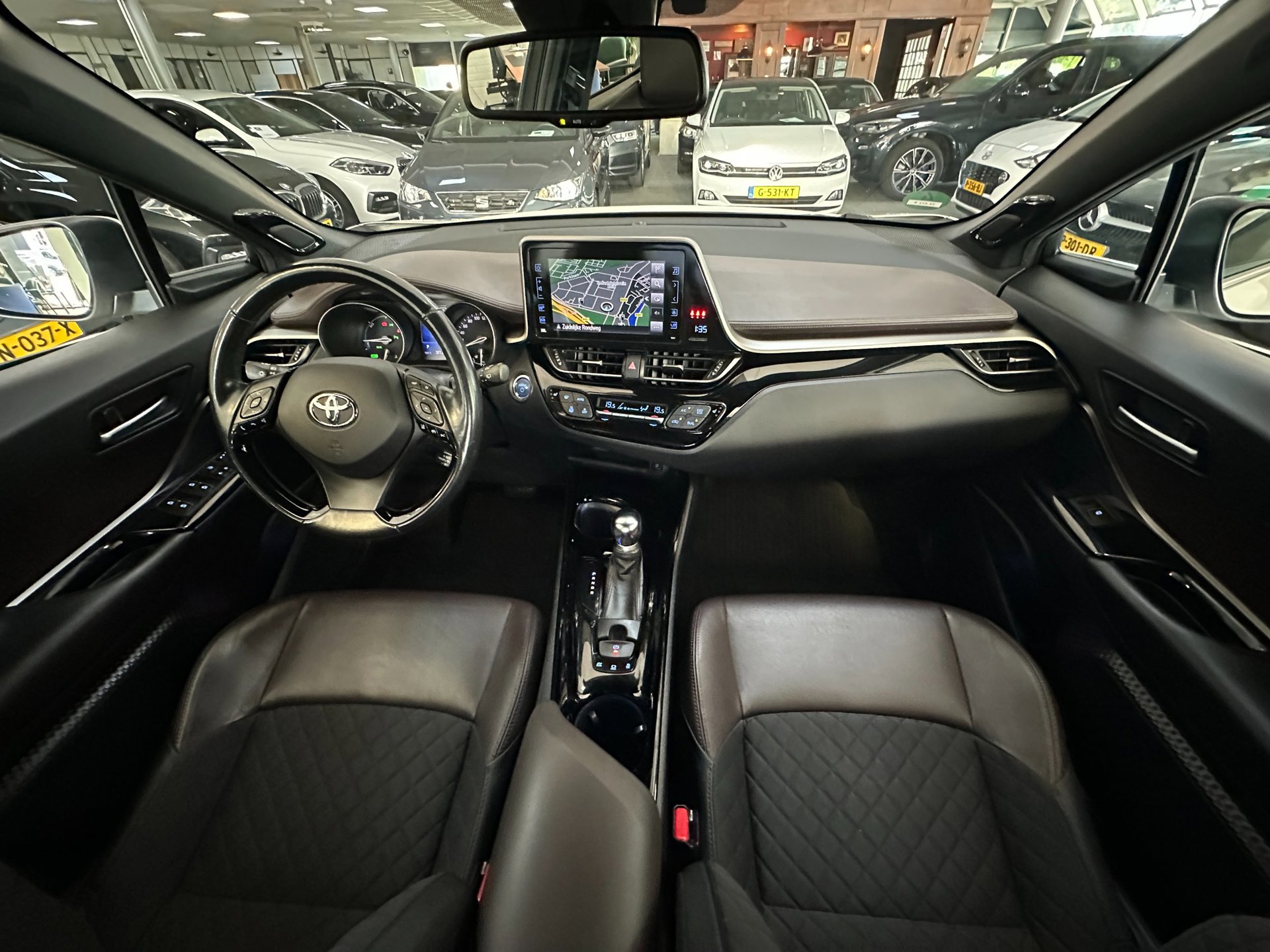 Foto van Toyota Toyota C-hr