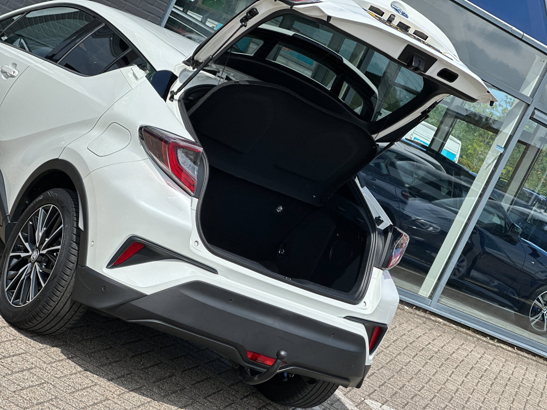 Foto van Toyota Toyota C-hr