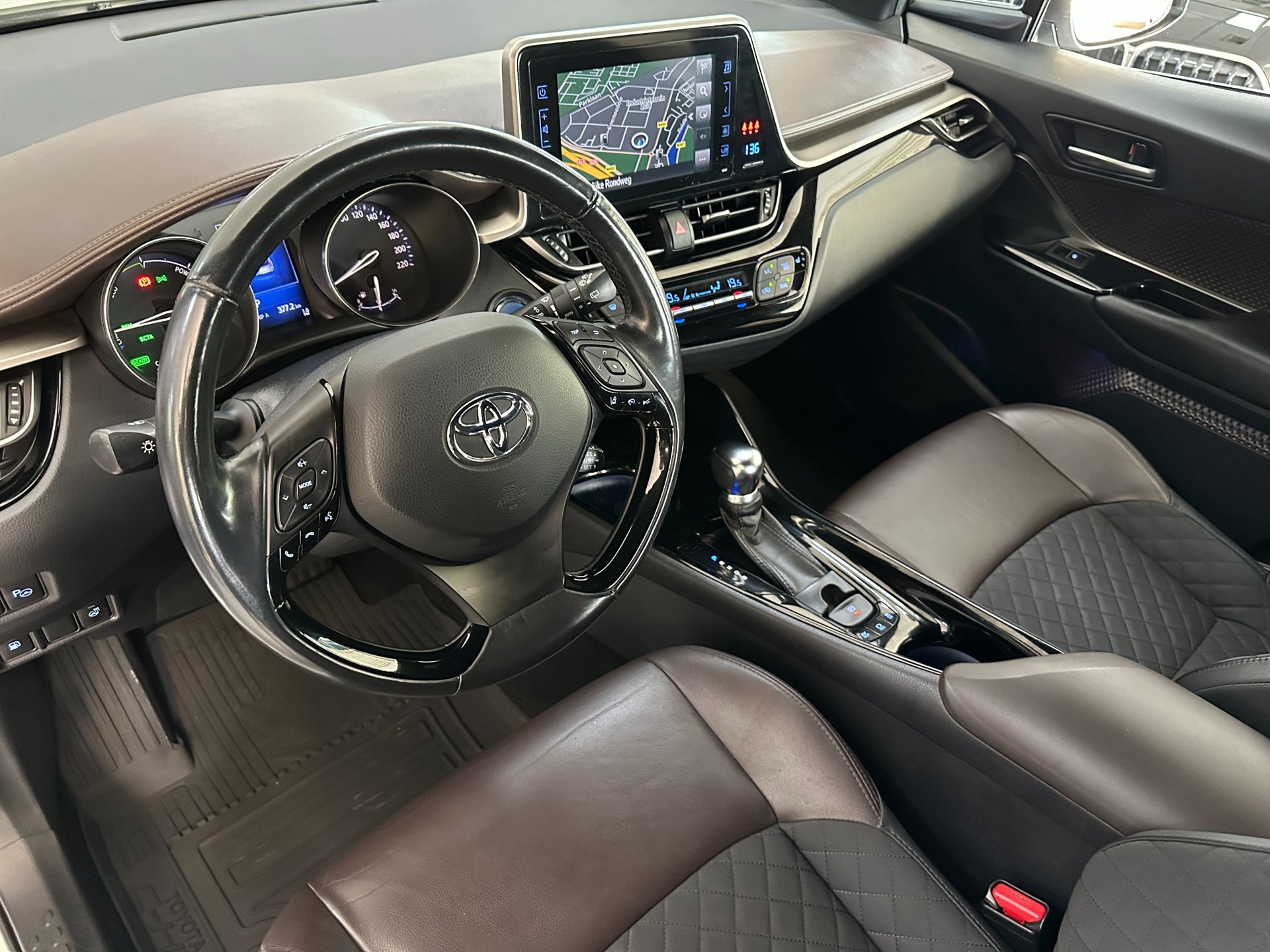 Foto van Toyota Toyota C-hr