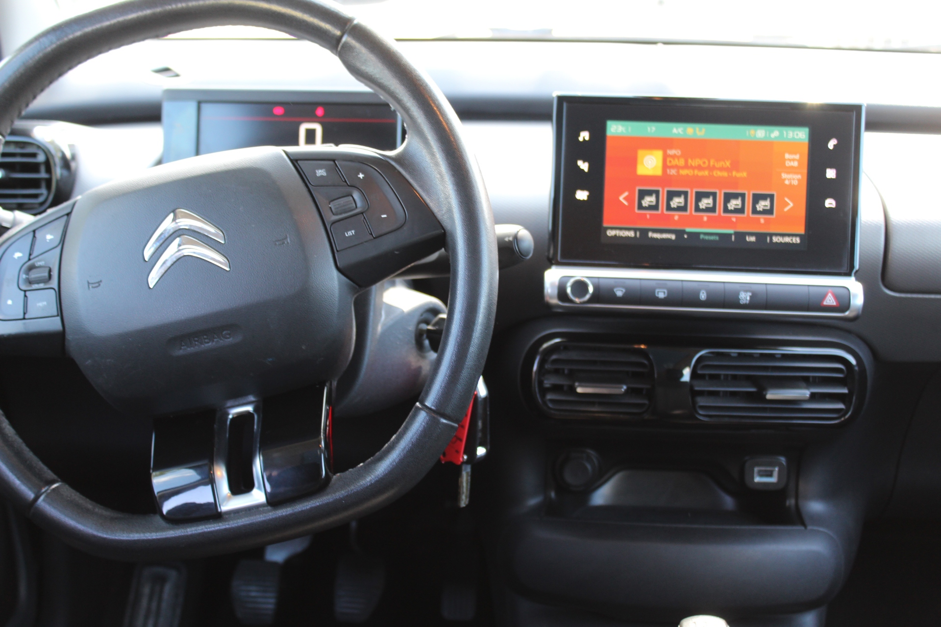 Foto van Citroen C4 Cactus