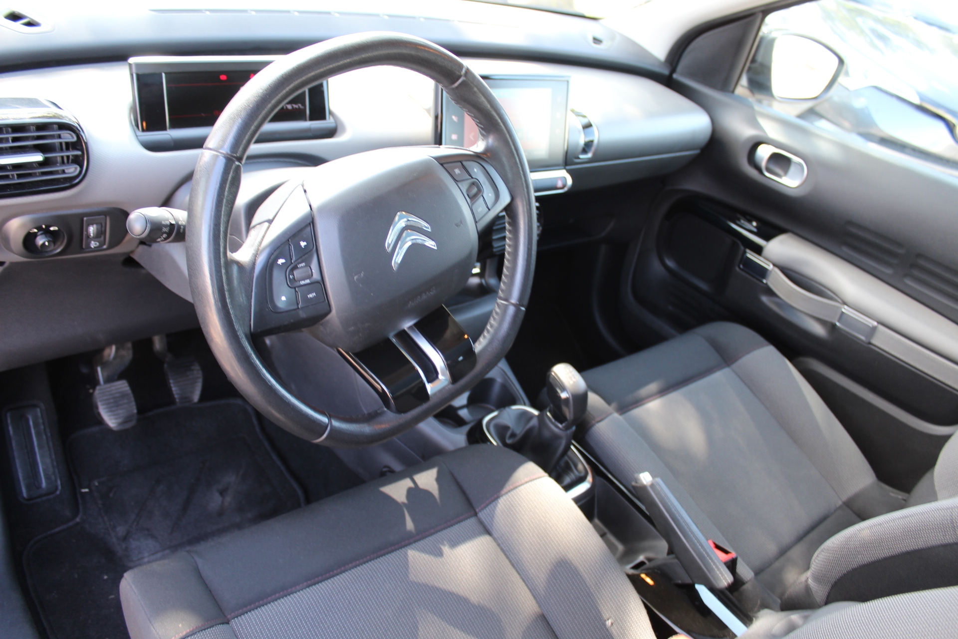 Foto van Citroen C4 Cactus
