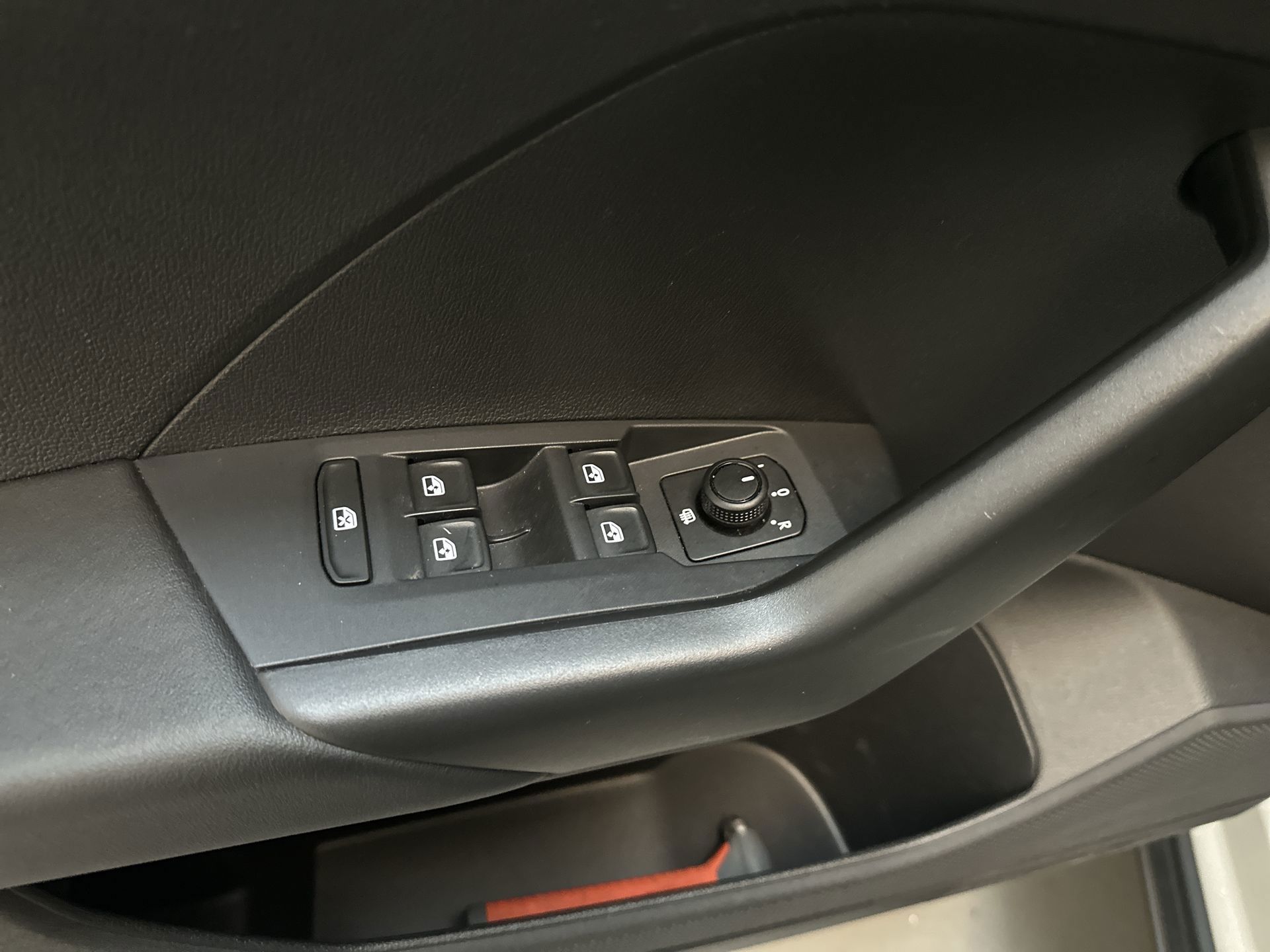 Foto van Volkswagen T-cross
