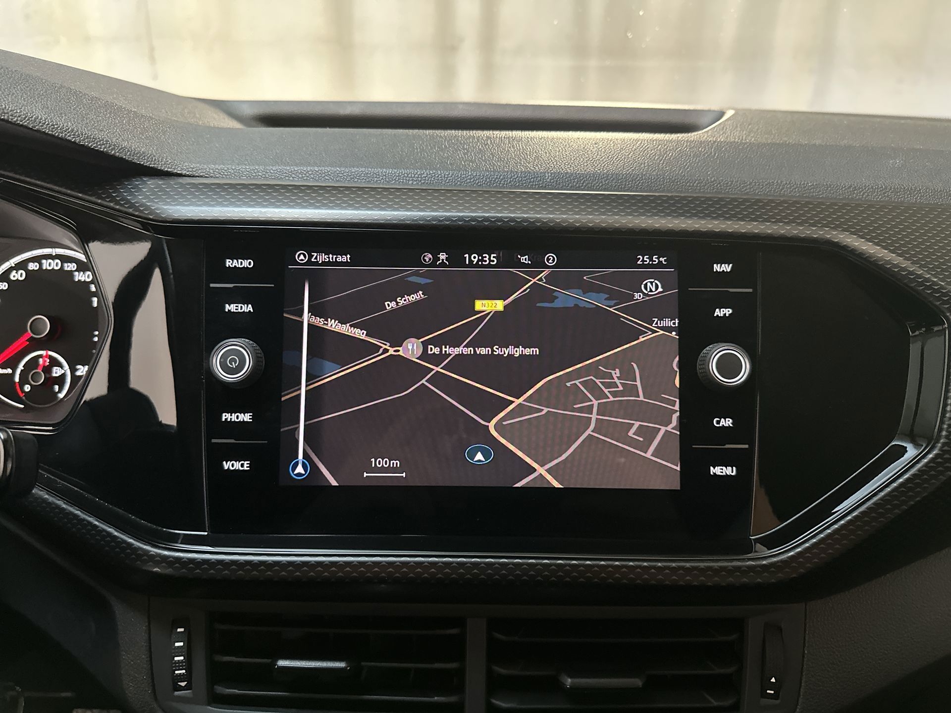 Foto van Volkswagen T-cross