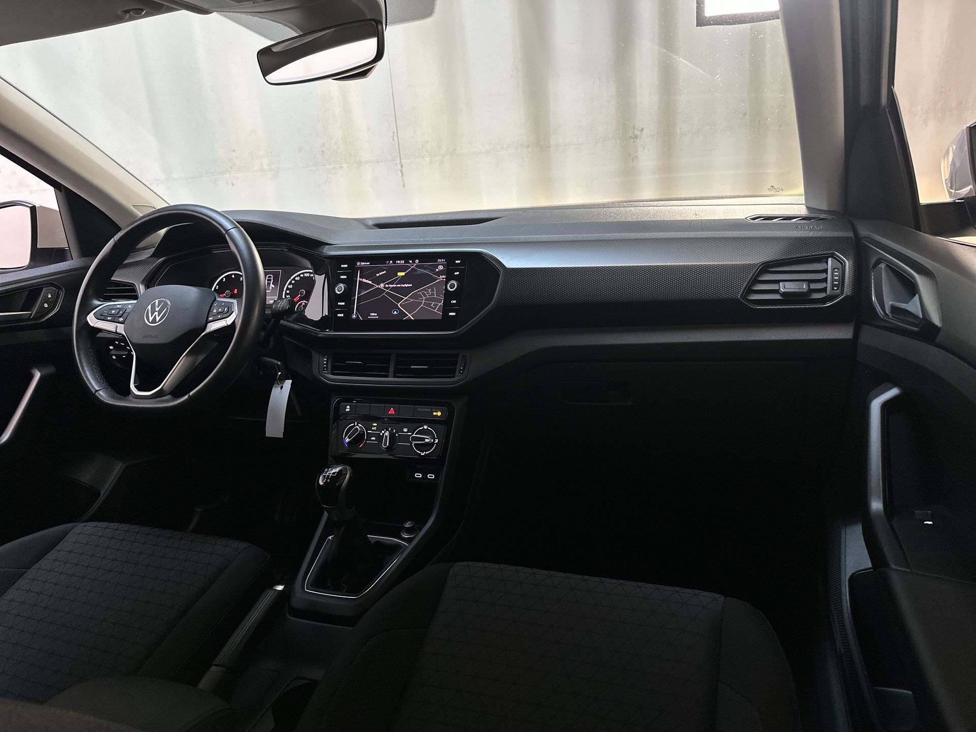 Foto van Volkswagen T-cross