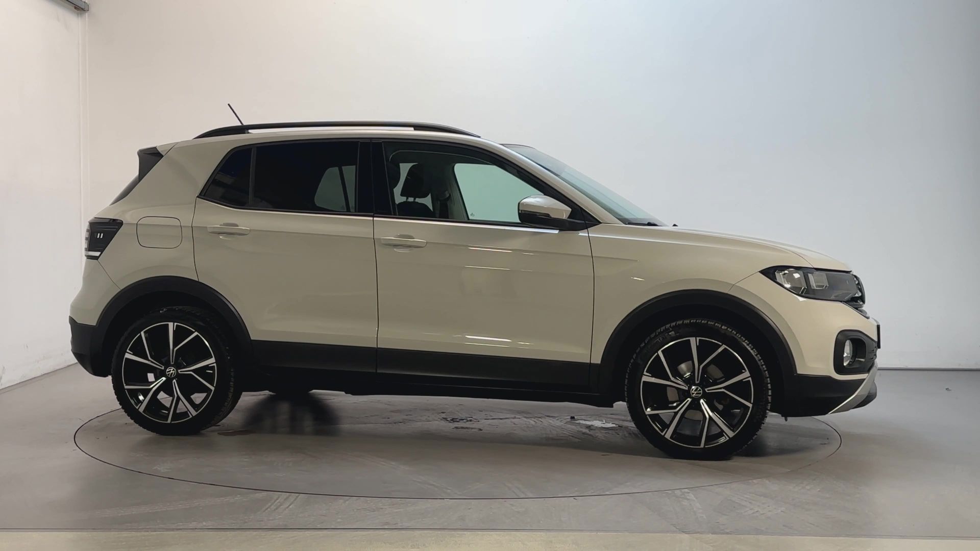 Foto van Volkswagen T-cross
