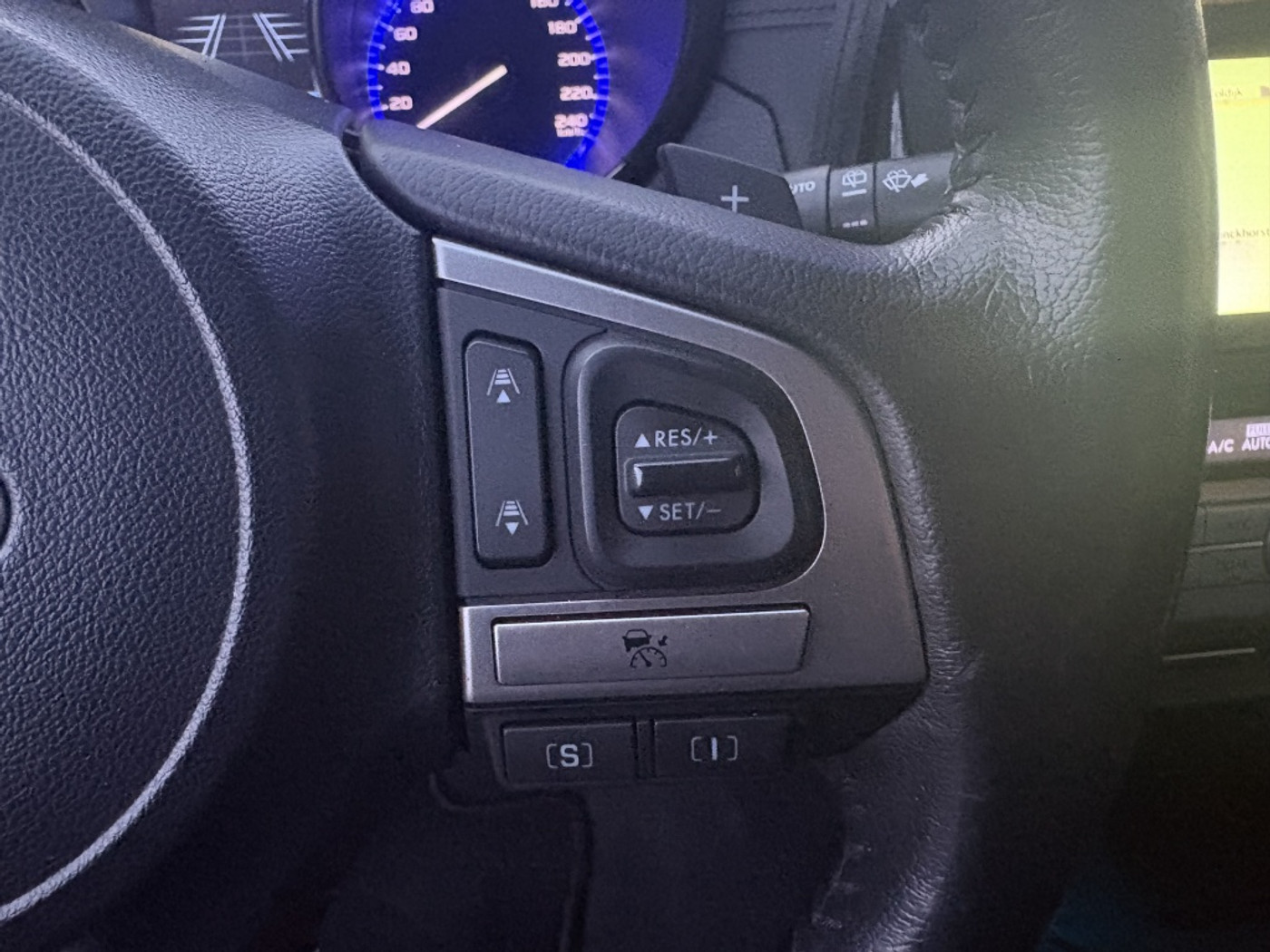 Foto van Subaru Legacy