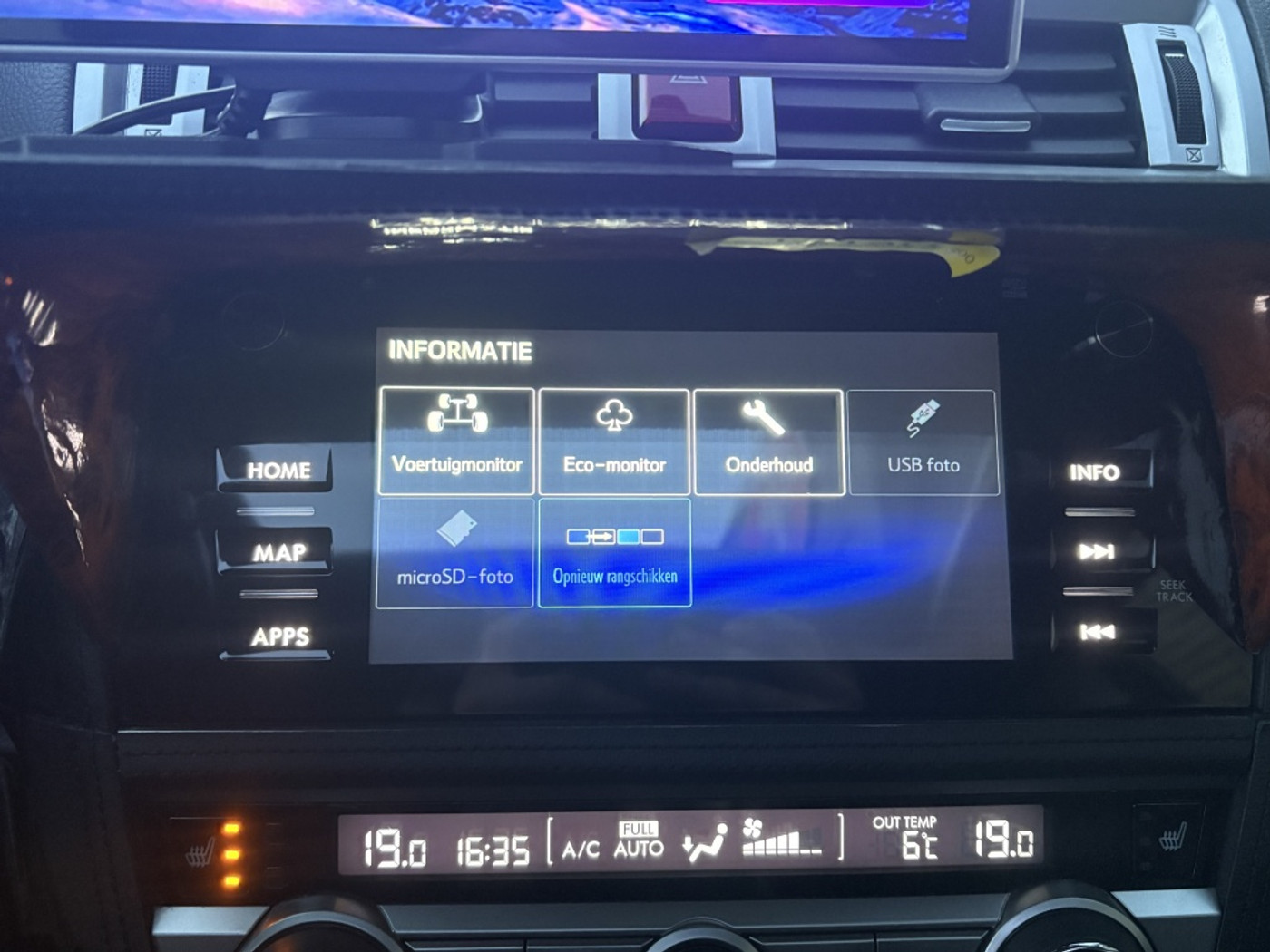 Foto van Subaru Legacy