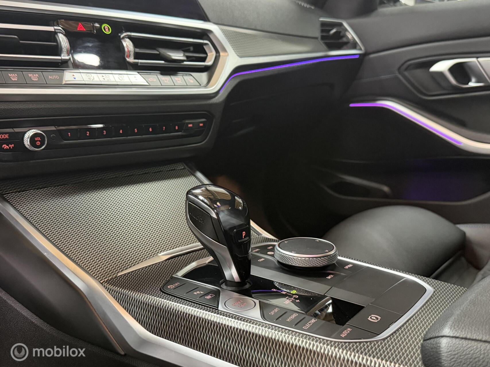 Foto van BMW 330e xDrive