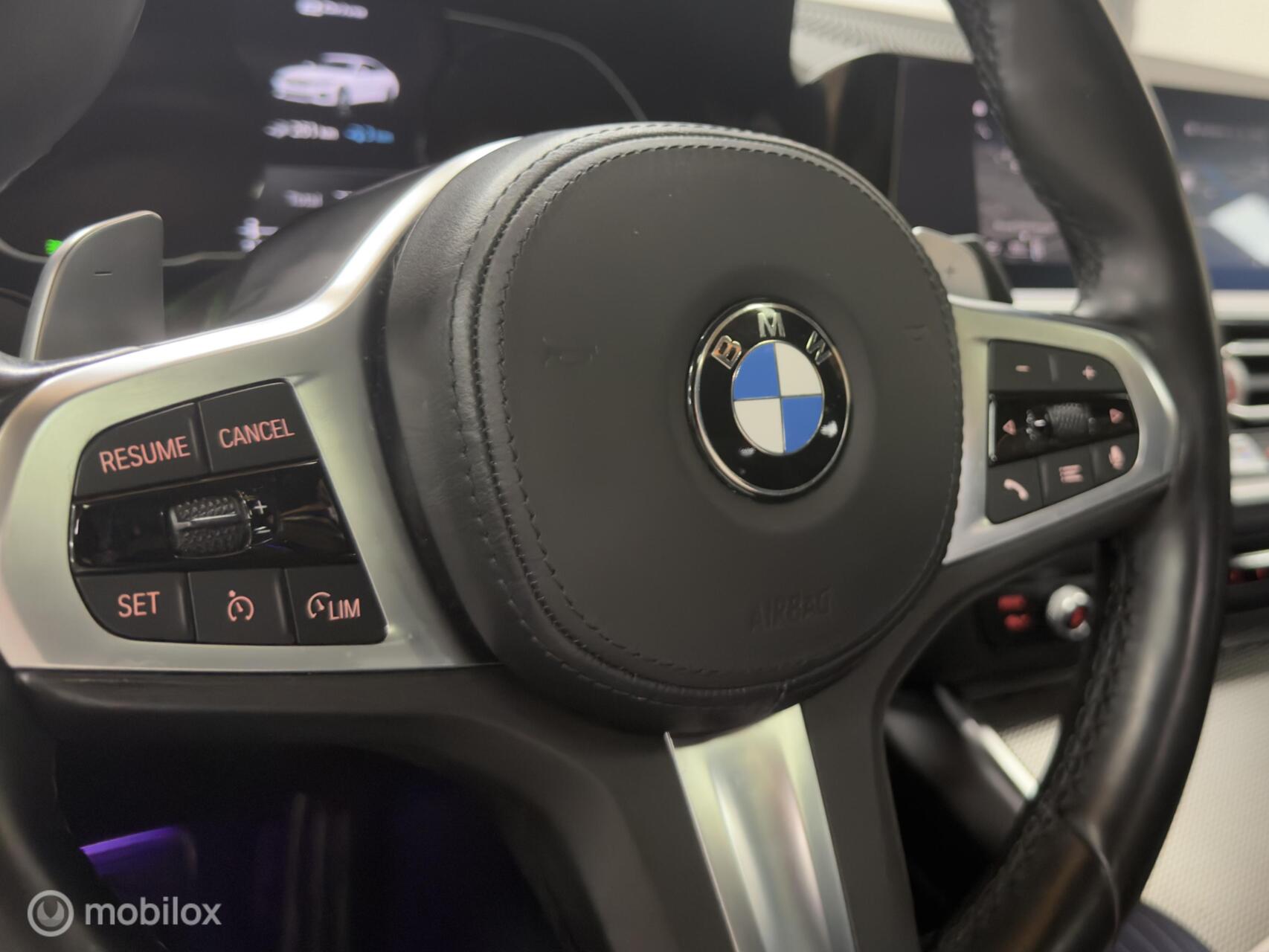 Foto van BMW 330e xDrive