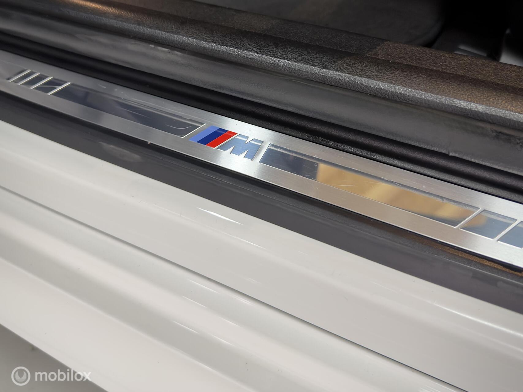 Foto van BMW 330e xDrive