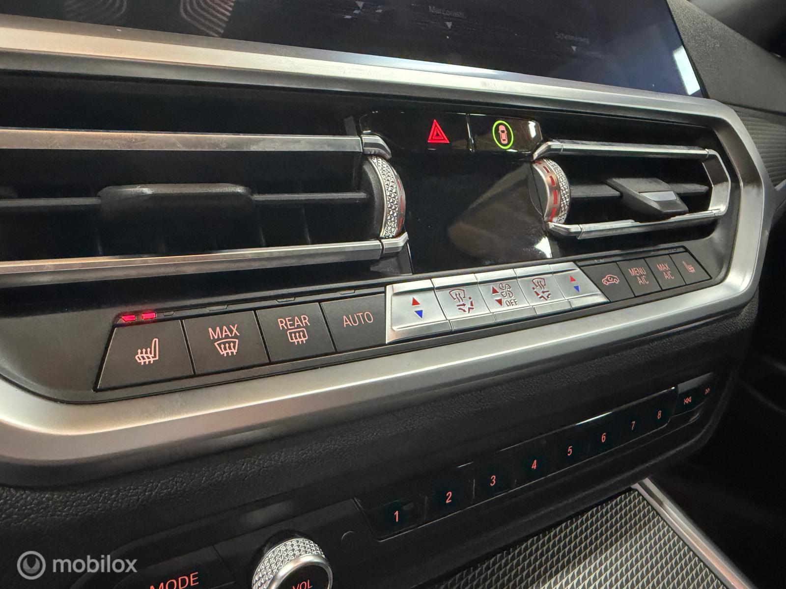 Foto van BMW 330e xDrive