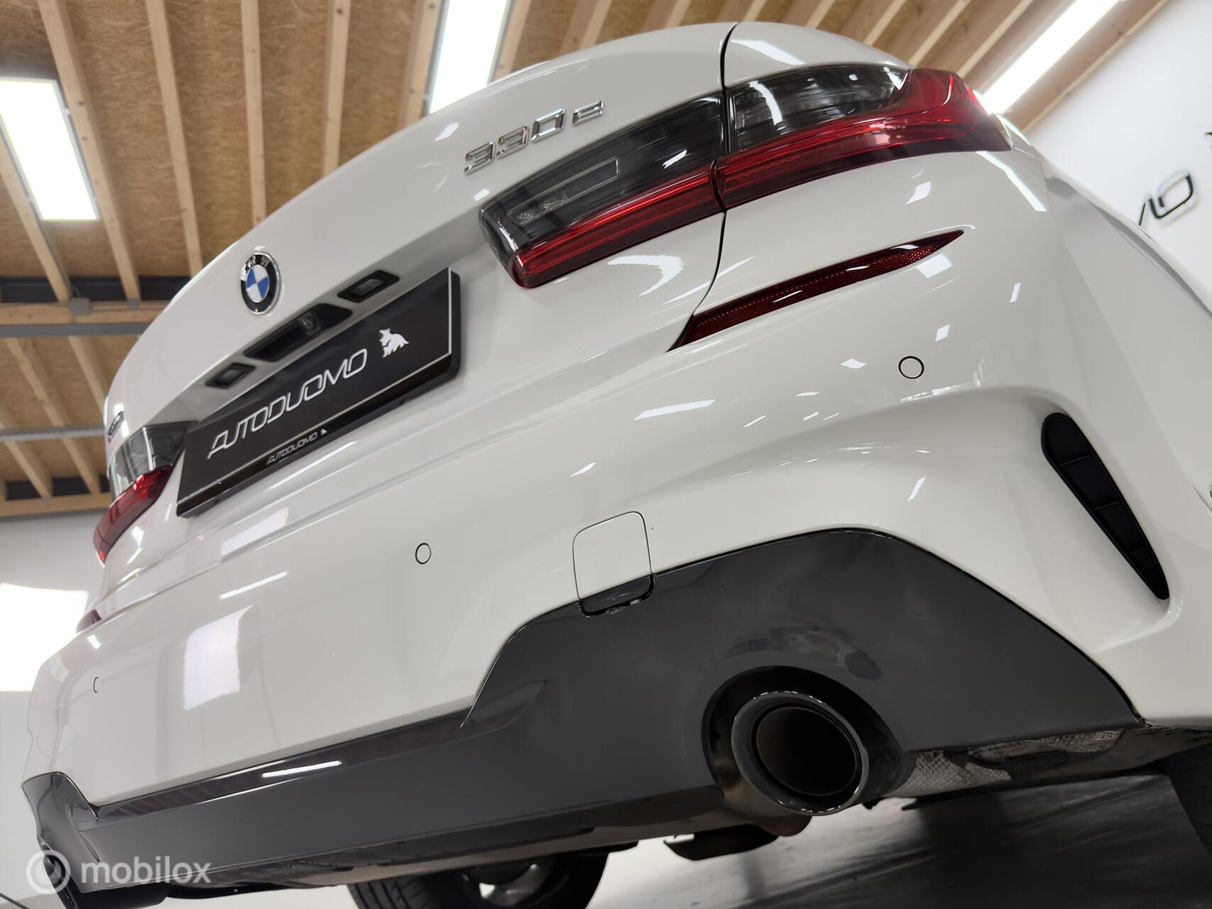 Foto van BMW 330e xDrive
