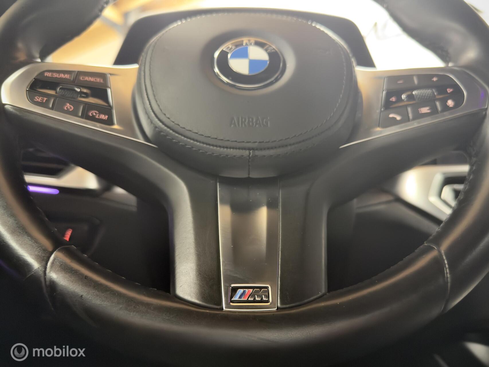 Foto van BMW 330e xDrive