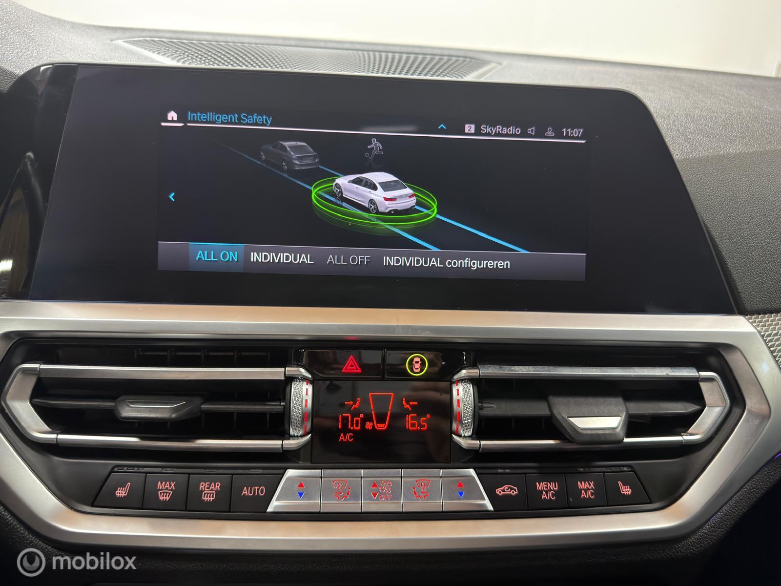 Foto van BMW 330e xDrive