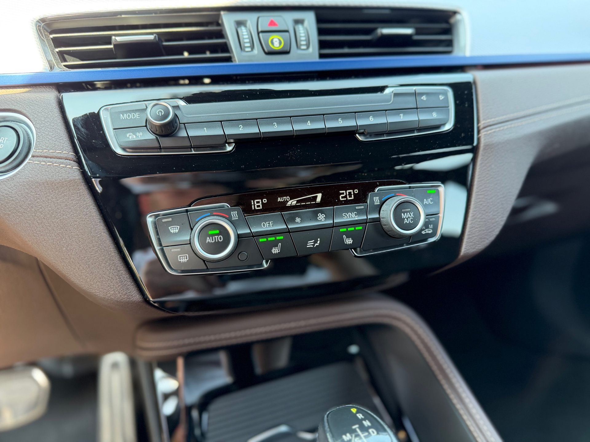 Foto van BMW X2 Xdrive25e