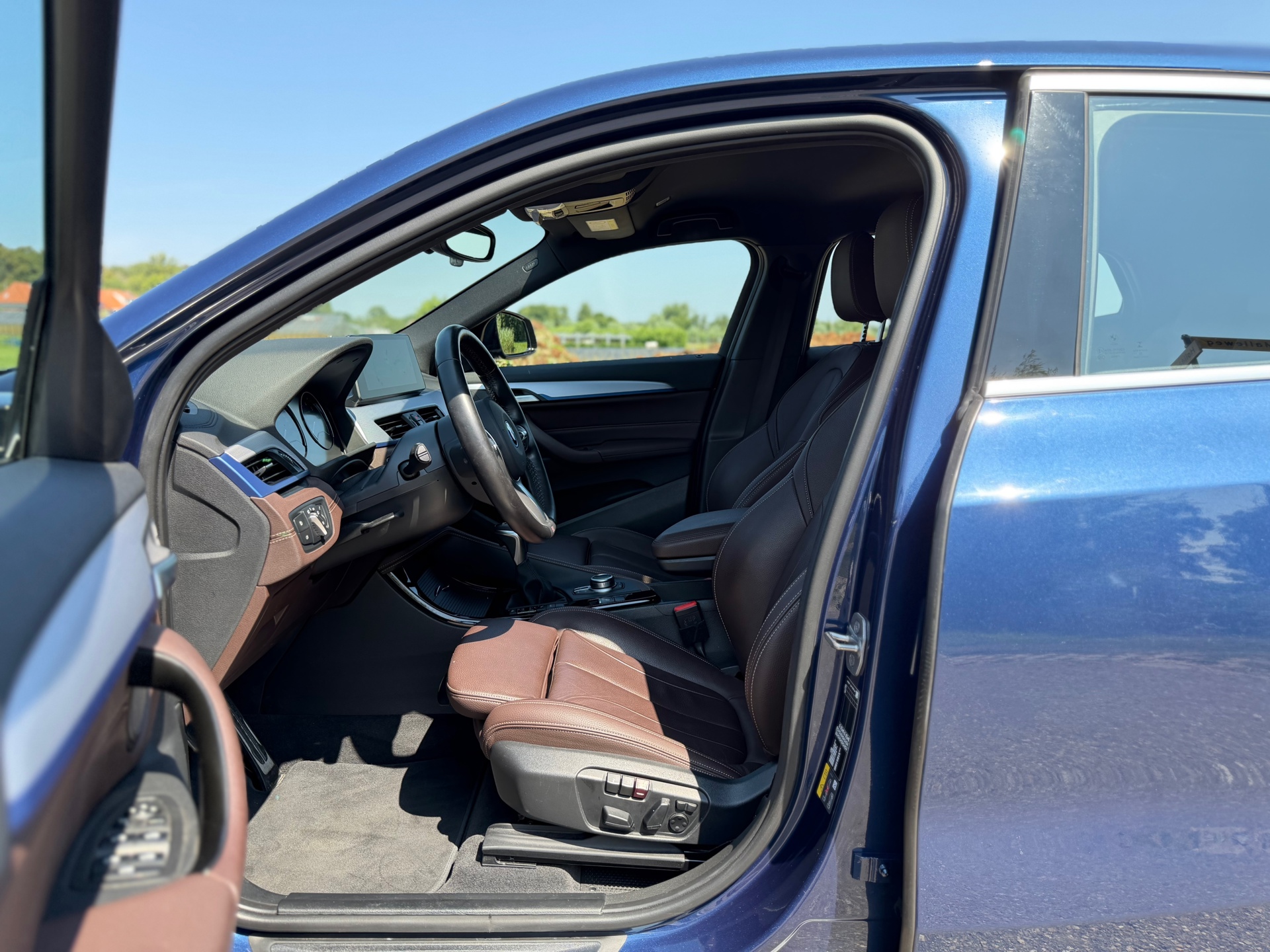 Foto van BMW X2 Xdrive25e