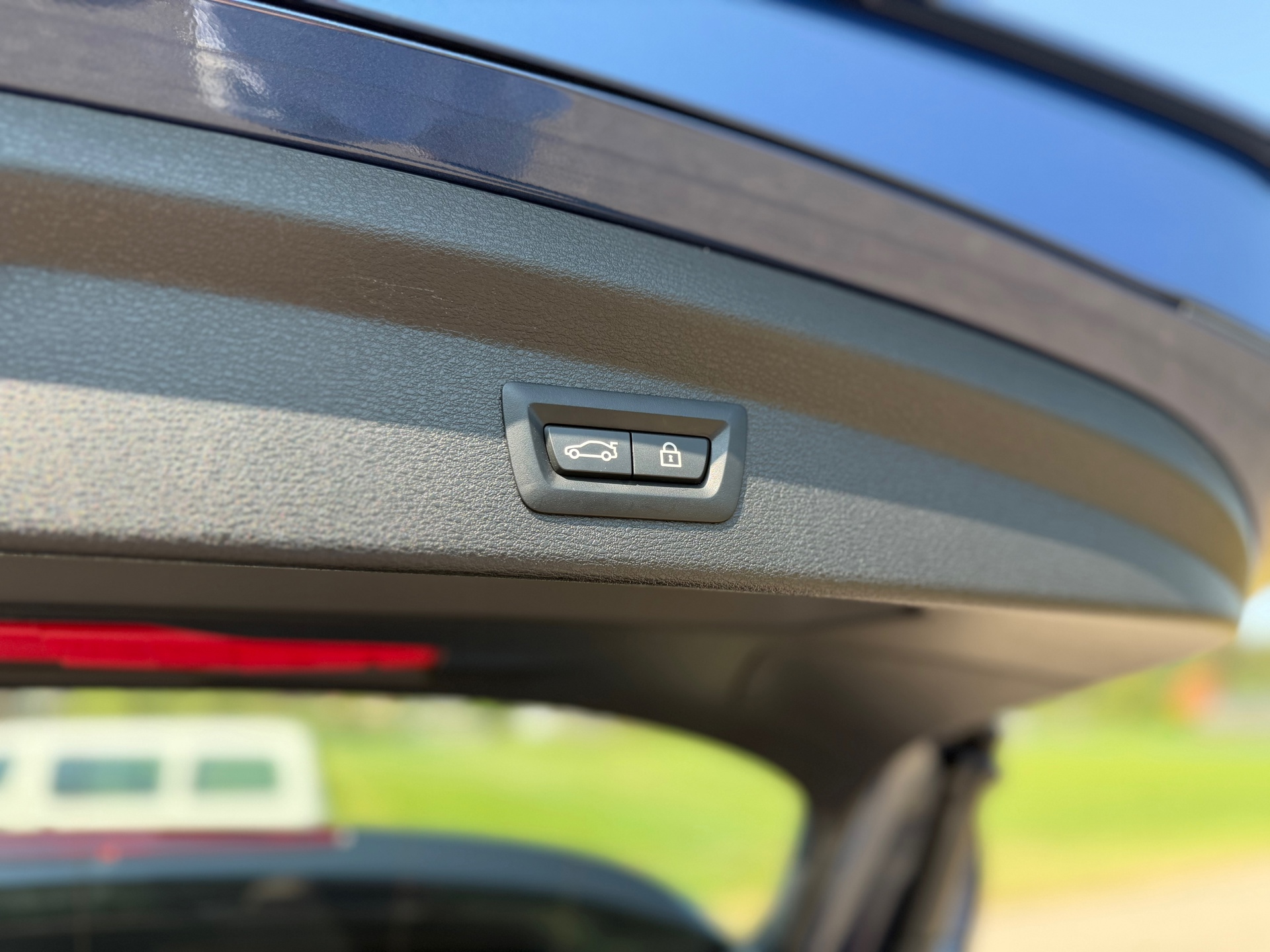 Foto van BMW X2 Xdrive25e