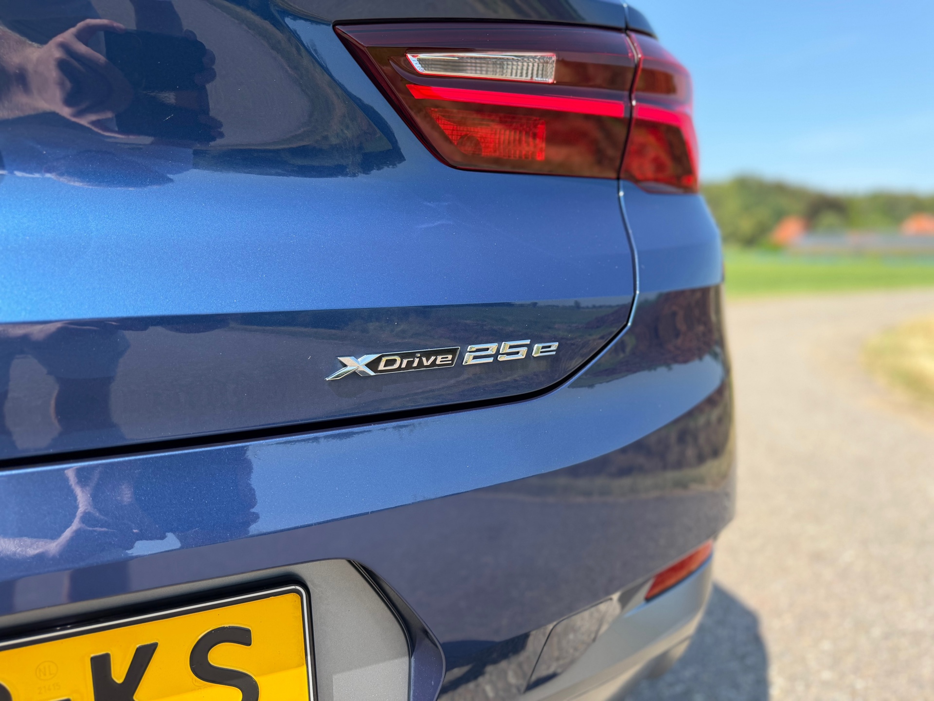 Foto van BMW X2 Xdrive25e