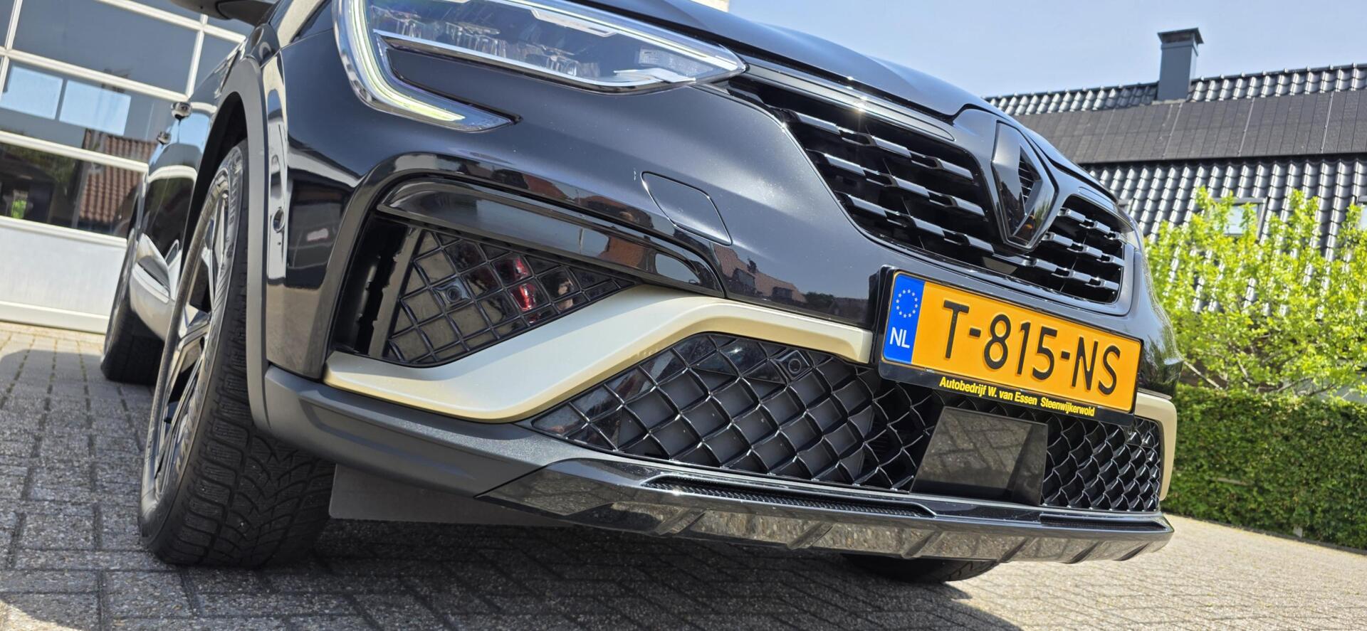Foto van Renault Arkana E-tech