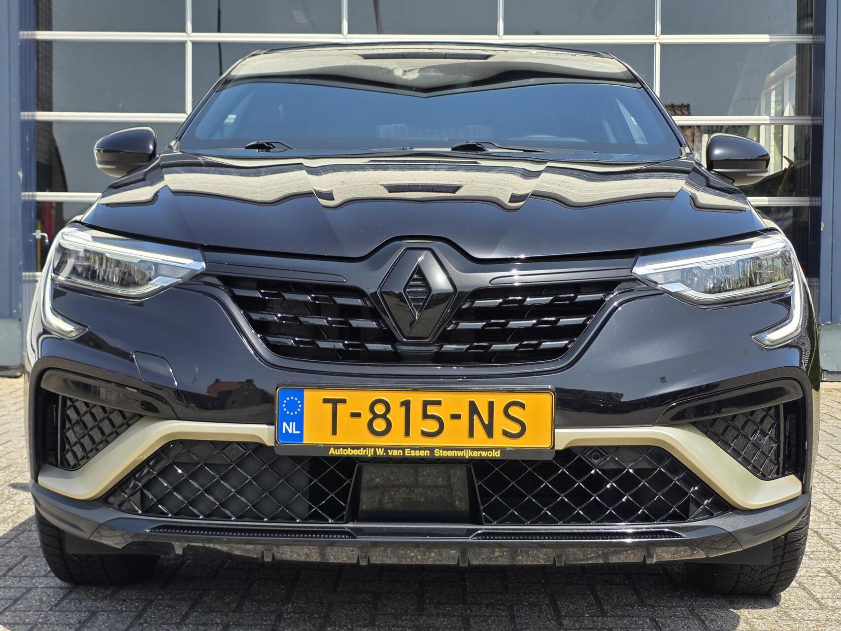 Foto van Renault Arkana E-tech