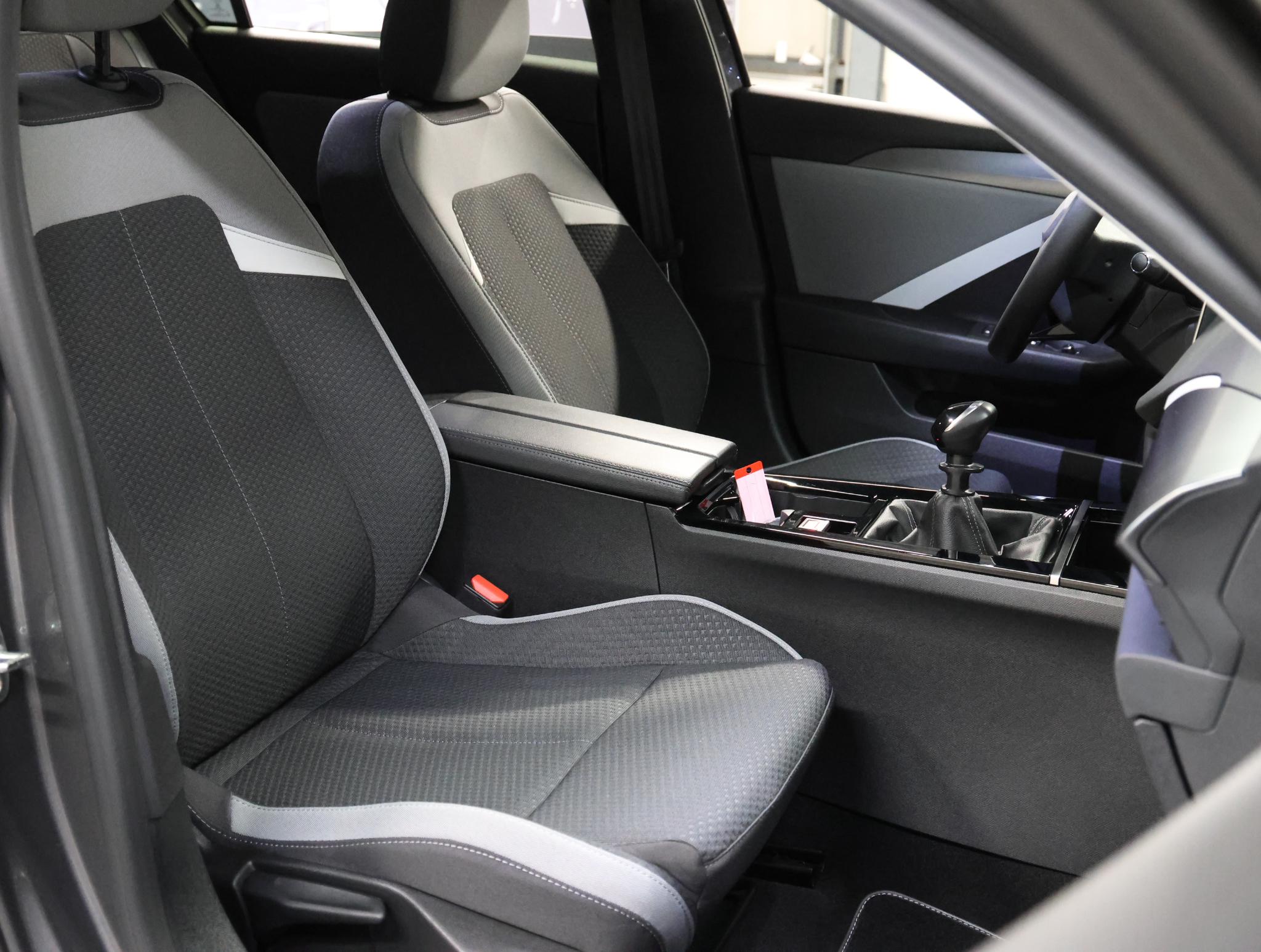 Foto van Opel Astra Sports Tourer