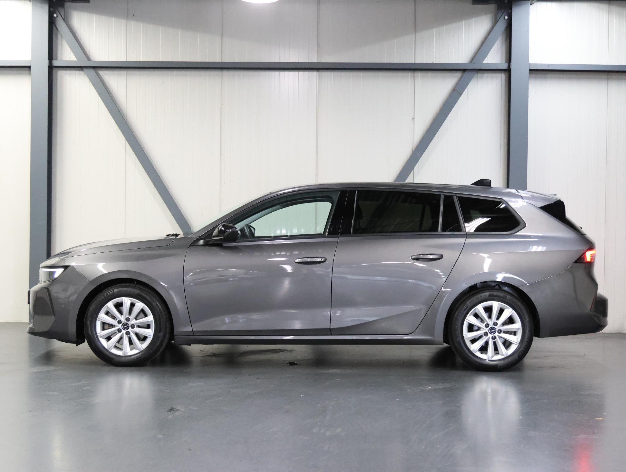 Foto van Opel Astra Sports Tourer