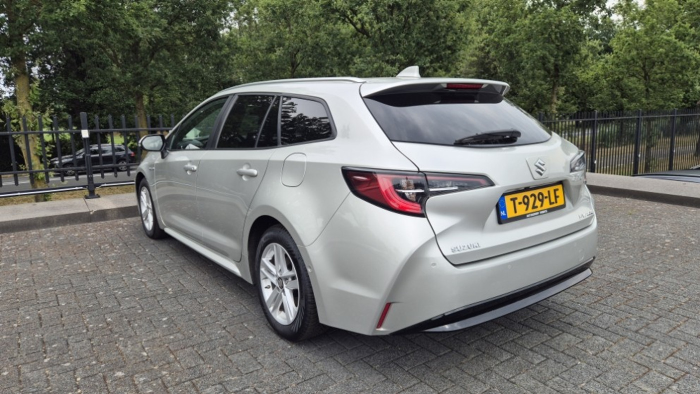Foto van Suzuki Suzuki Swace