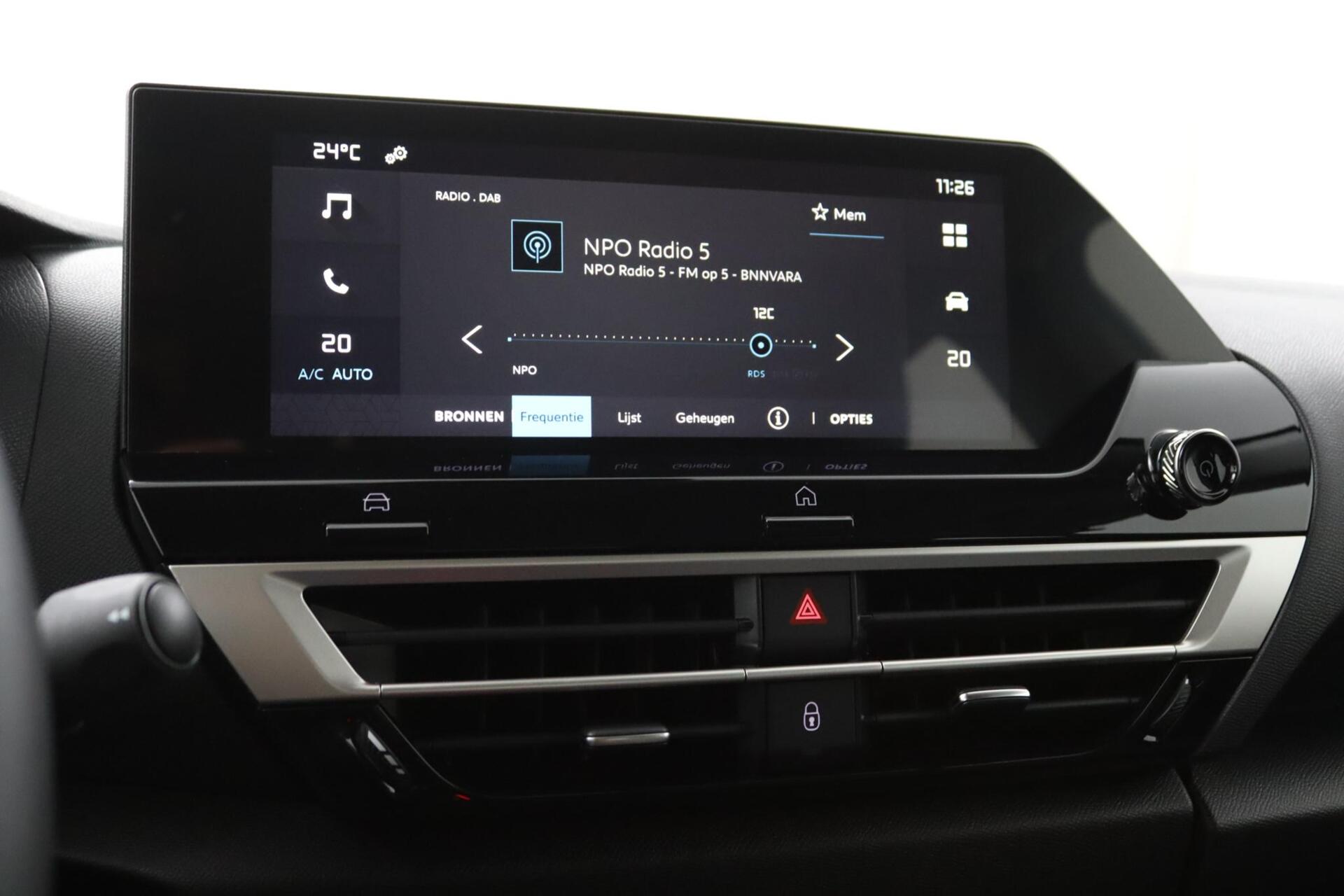Foto van Citroen E-c4