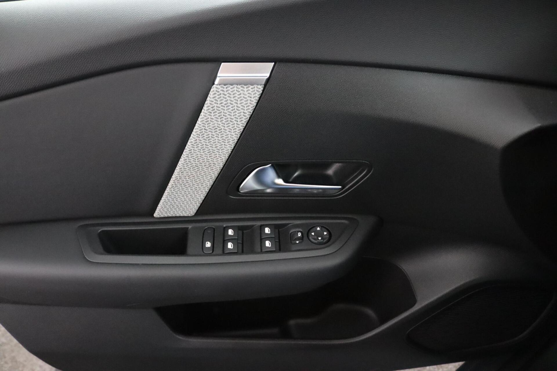 Foto van Citroen E-c4