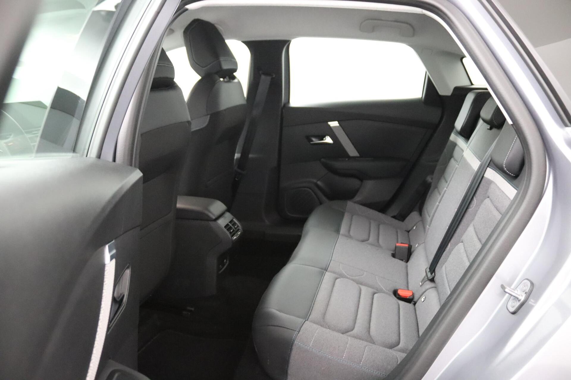 Foto van Citroen E-c4